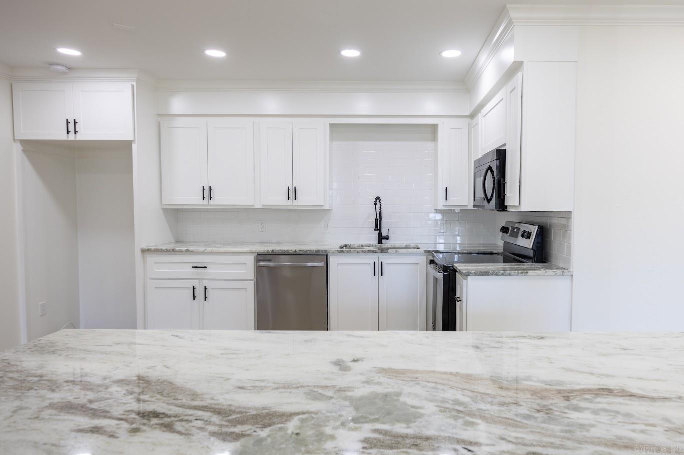 Leawood Heights - Residential