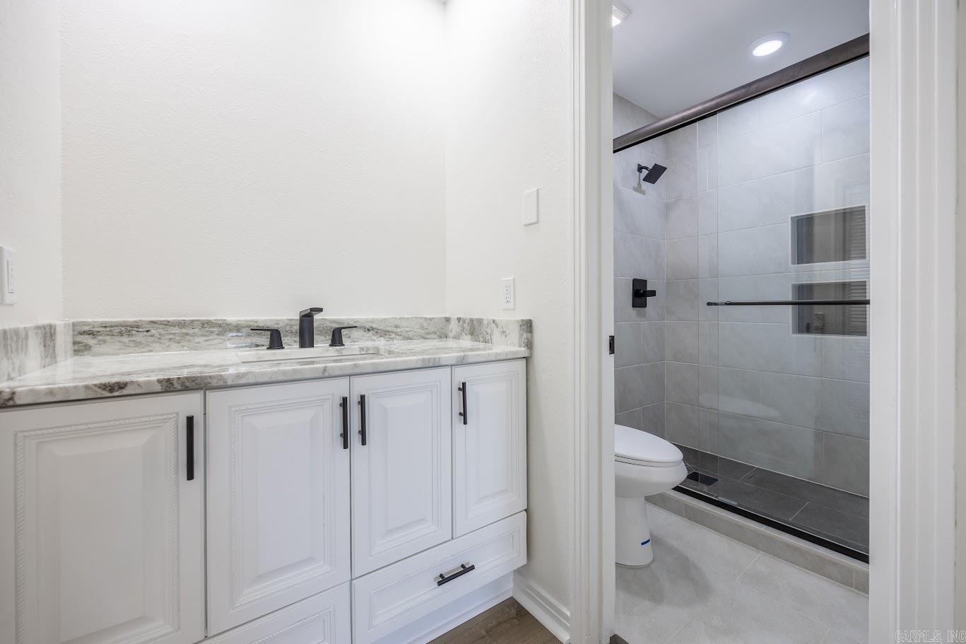 Leawood Heights - Residential