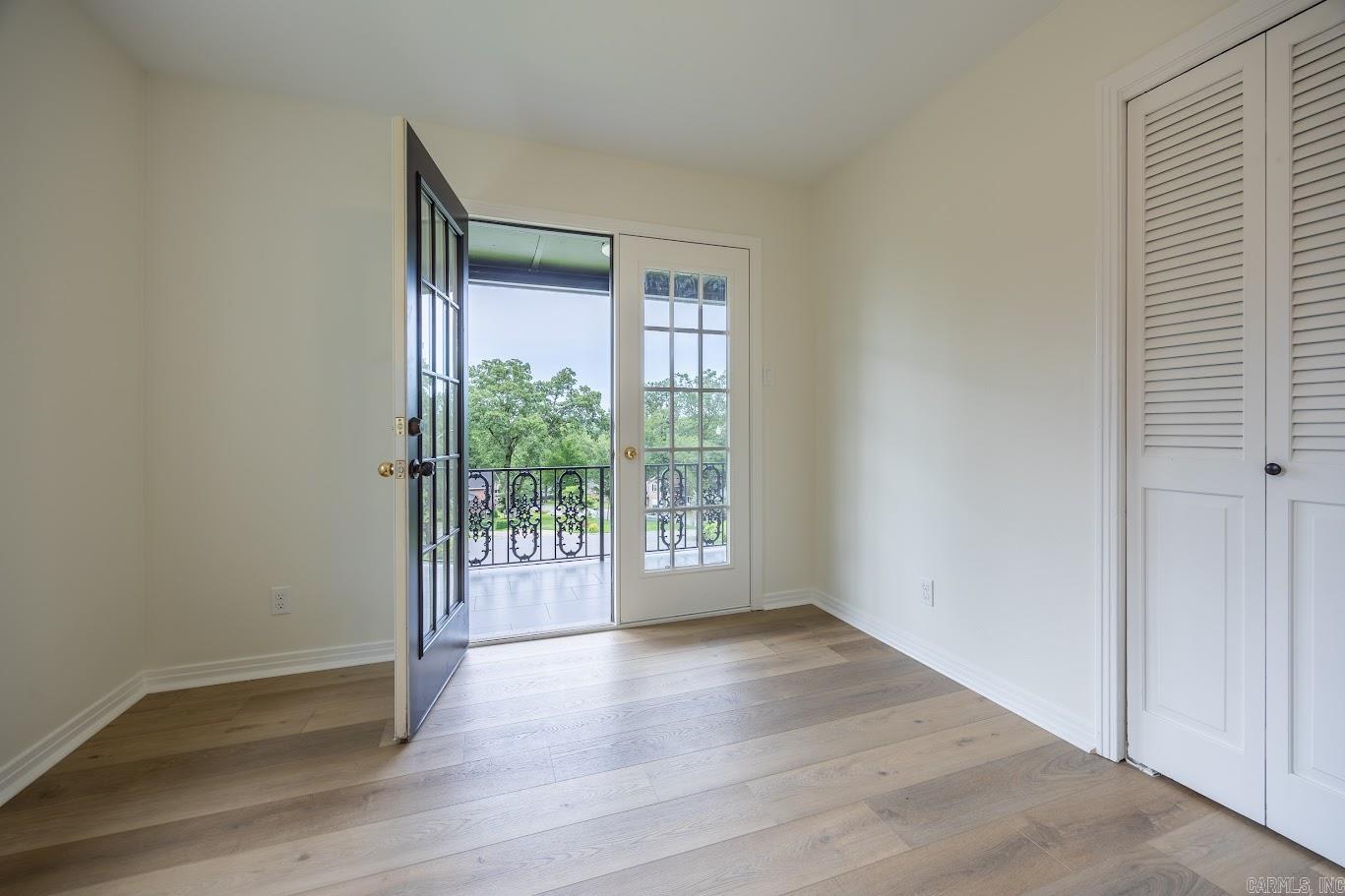 Leawood Heights - Residential