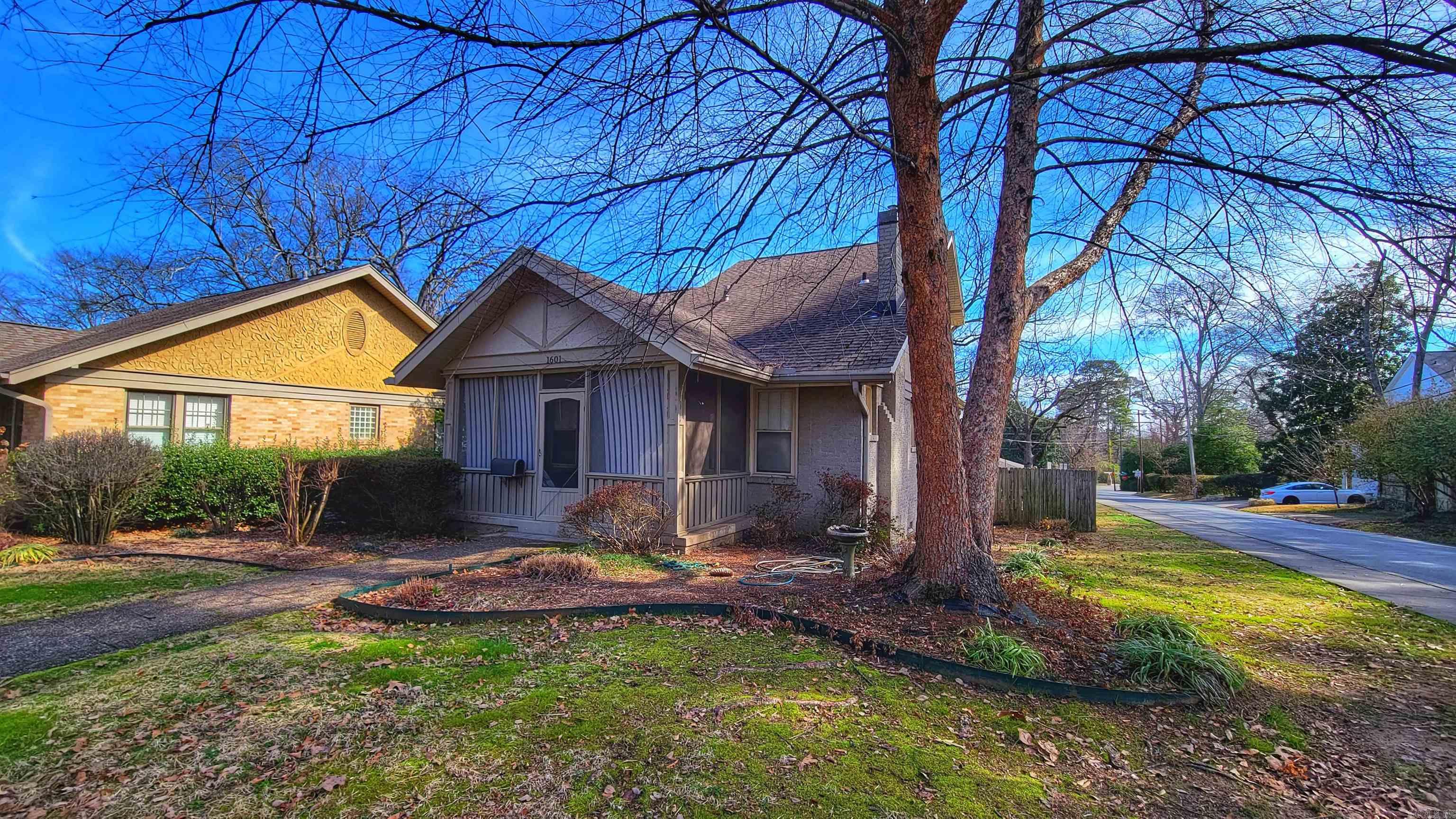 MCGEHEE - Residential