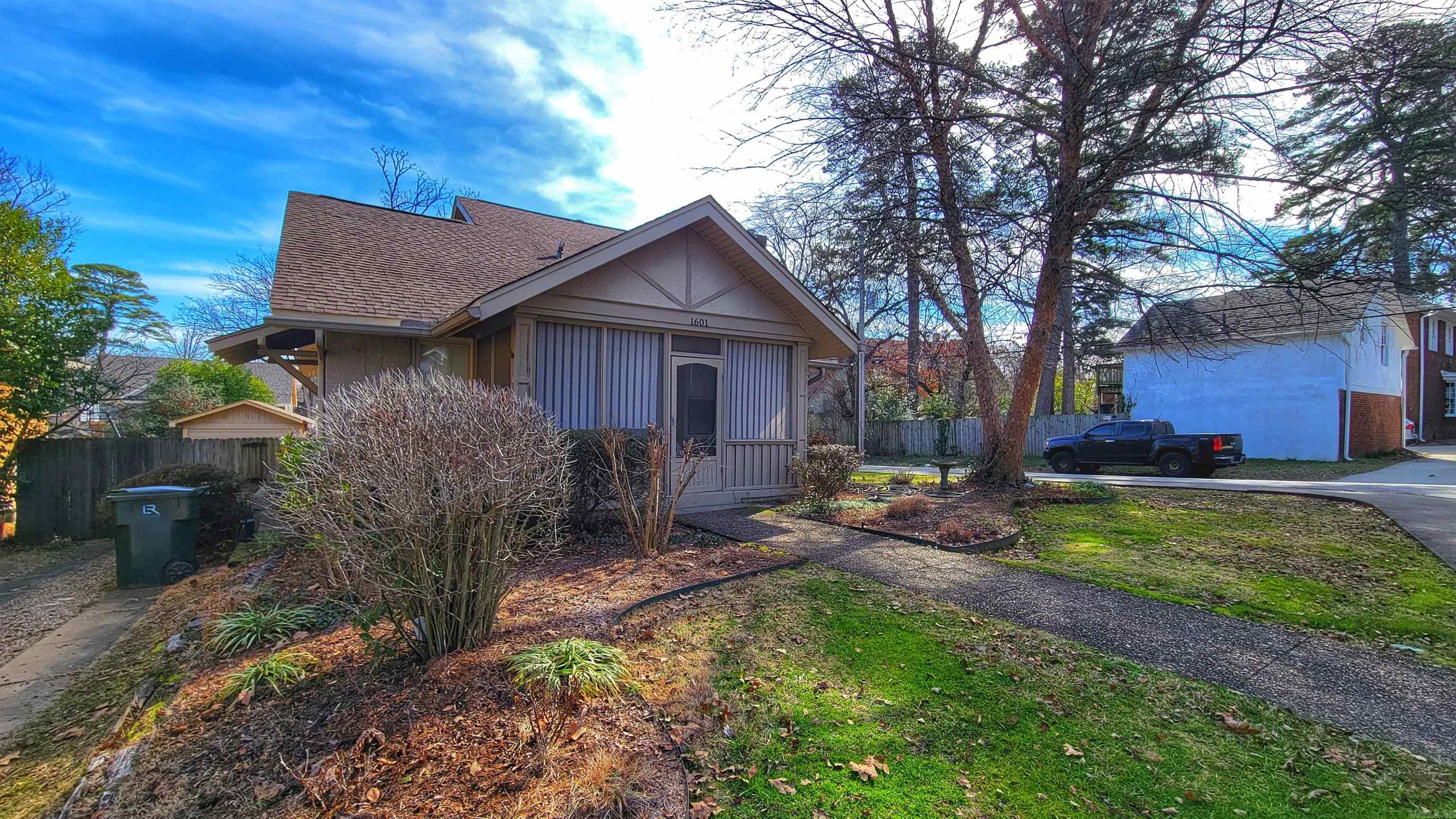 MCGEHEE - Residential