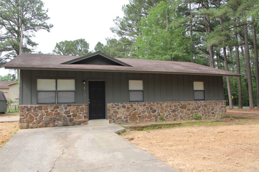 Available for rent: remodeled 3 bedroom 1 bath home. Storage building included. Washer/dryer hook ups. Kitchen appliances included. No pets. Lease terms $925 deposit, $50 application fee. Apply online at c21prjxrentals.com