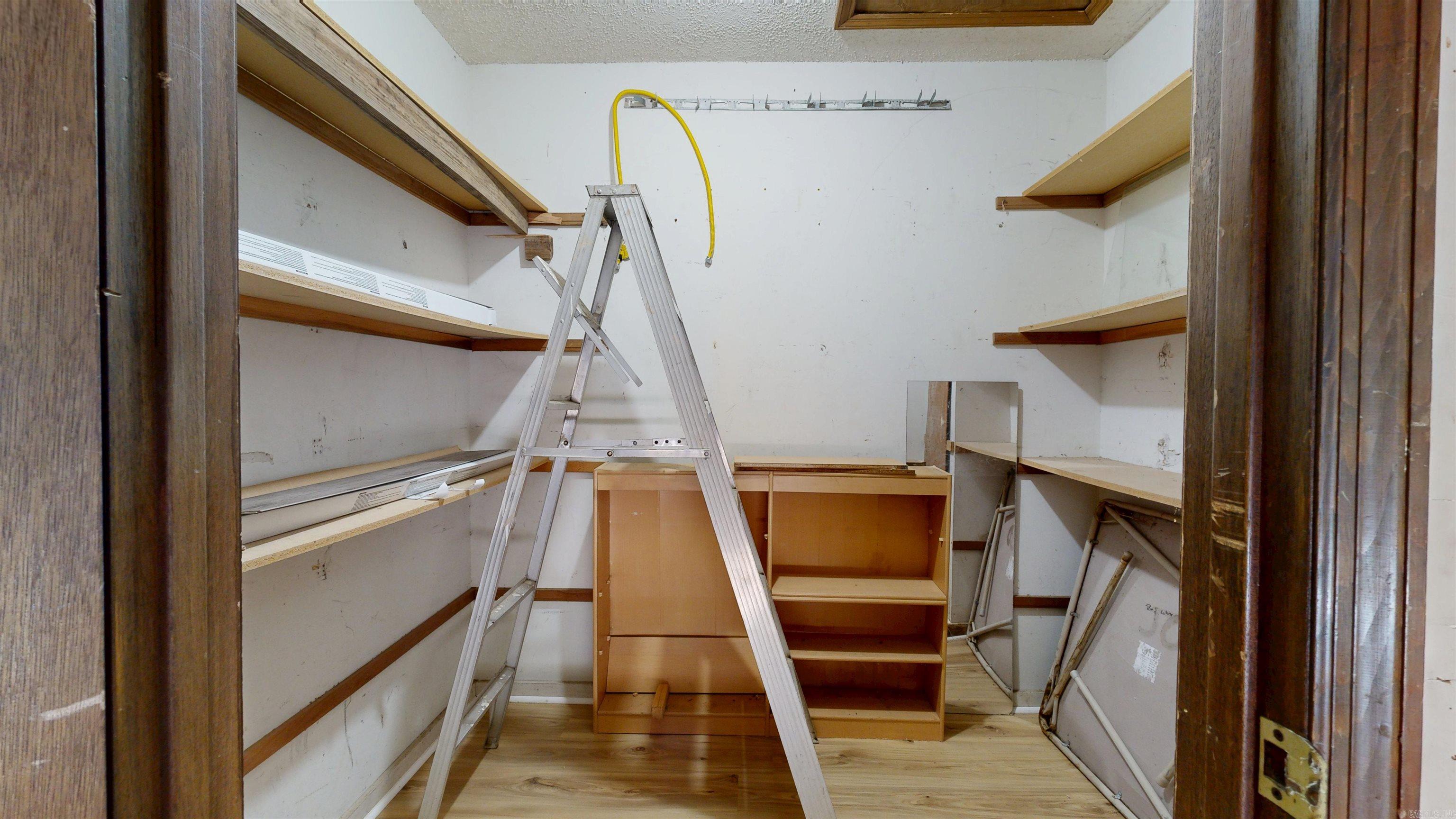 KINGSPARK TO COOK MTN VIL - Residential