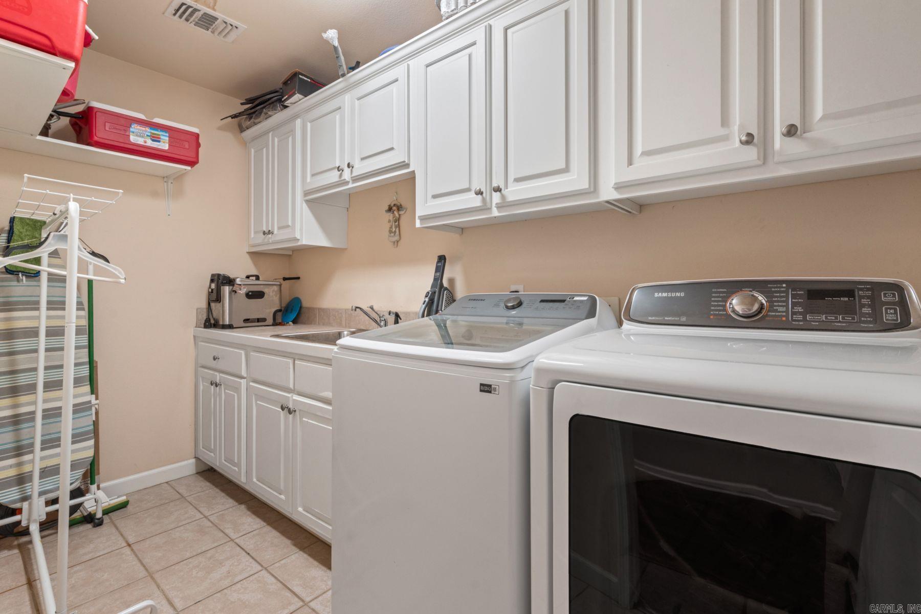 Stonegate Shores - Residential