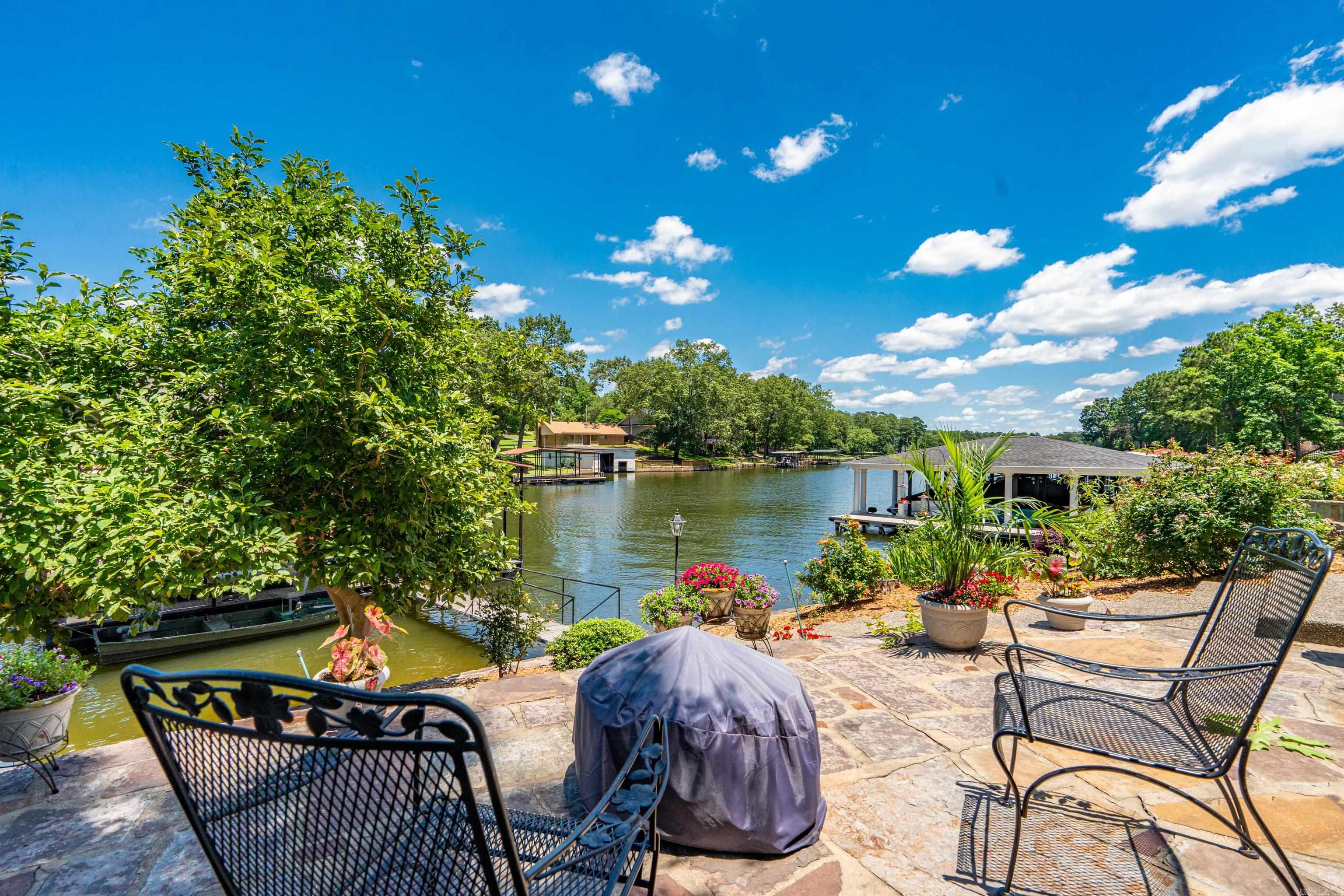 Stonegate Shores - Residential