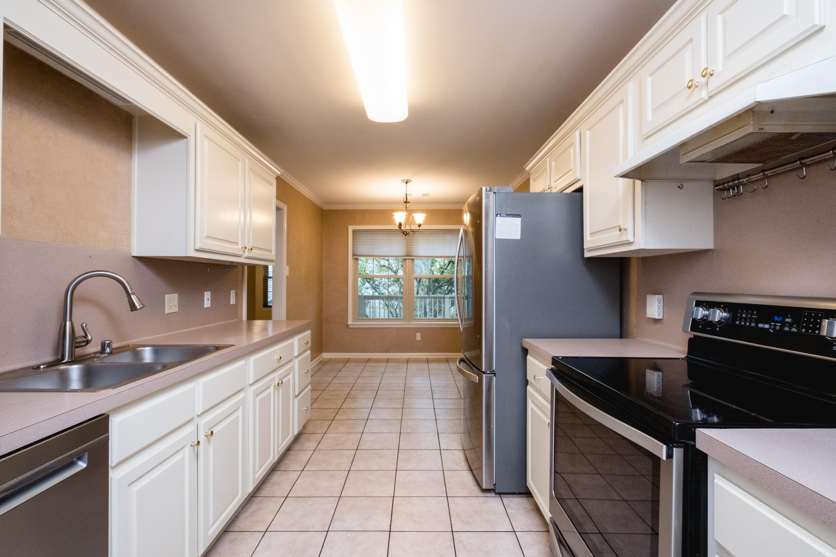 CHERRY CREEK ADDN - Residential