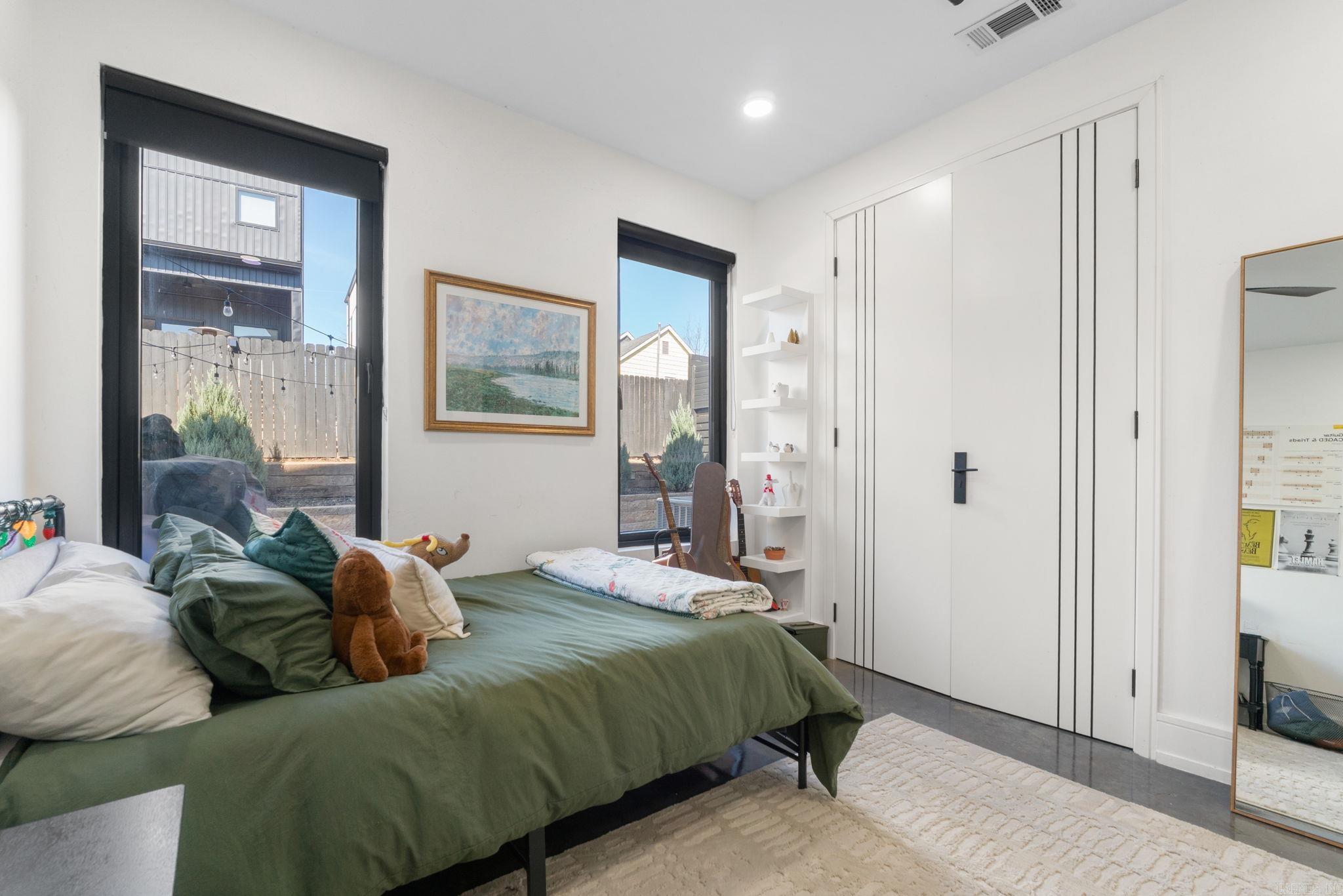 LINCOLN & ZIMMERMAN - Residential