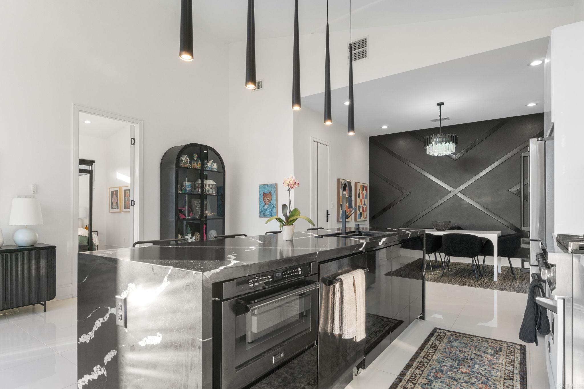 LINCOLN & ZIMMERMAN - Residential