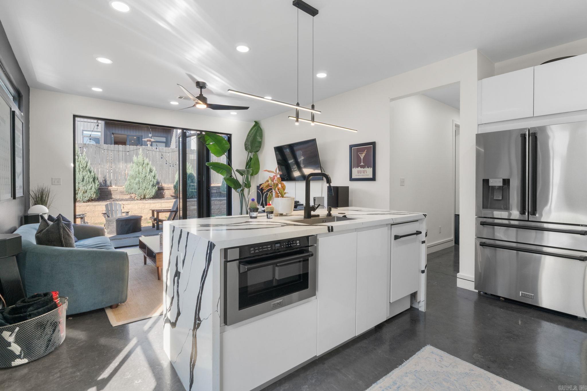 LINCOLN & ZIMMERMAN - Residential