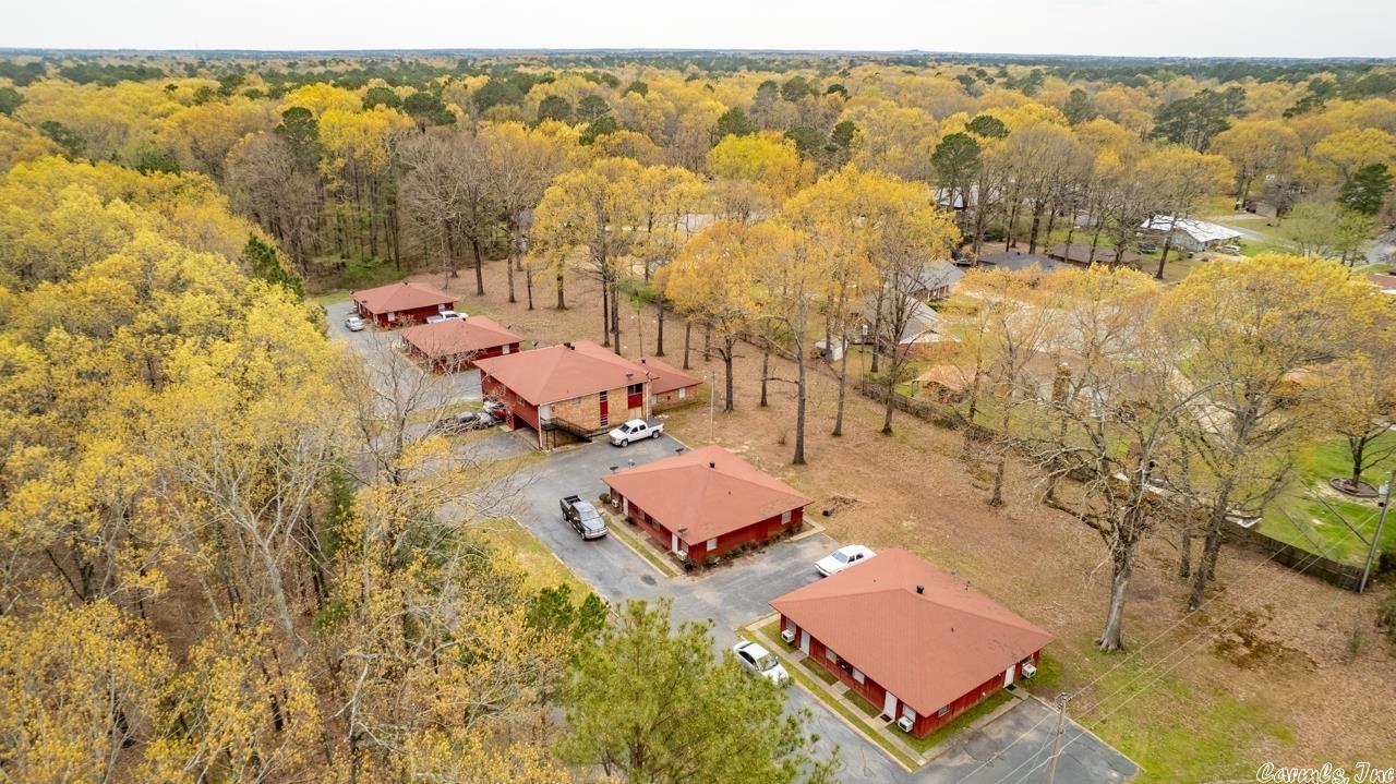 Unbelievable Investment Opportunity!  20 Unit Apartment Complex with 16 of the units Occupied!  Professional Management in place with rent rolls and P&L's available upon request!  Why are you still reading this?? CALL NOW BEFORE THIS PROPERTY IS SOLD!