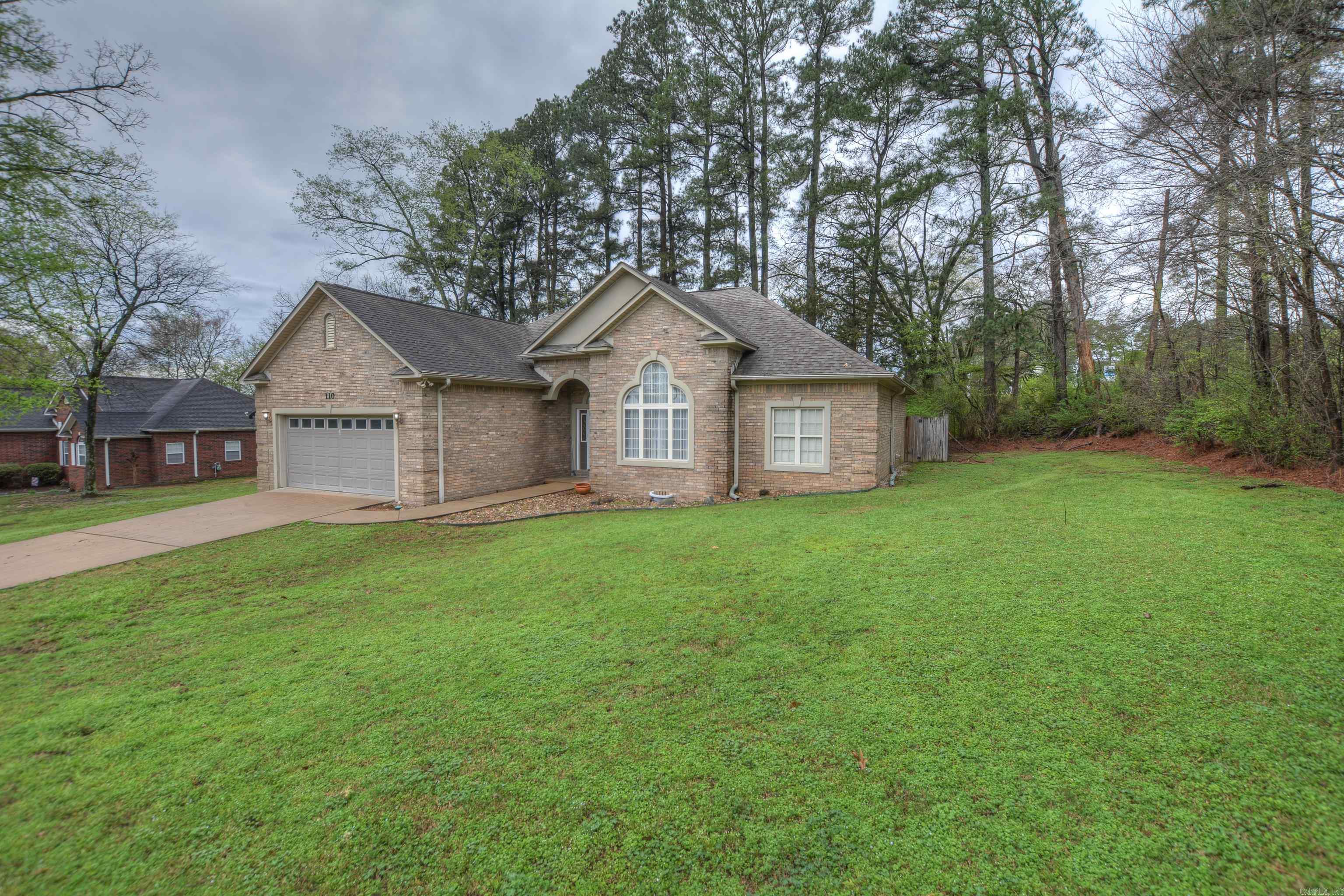 SHADY WOODS - Residential