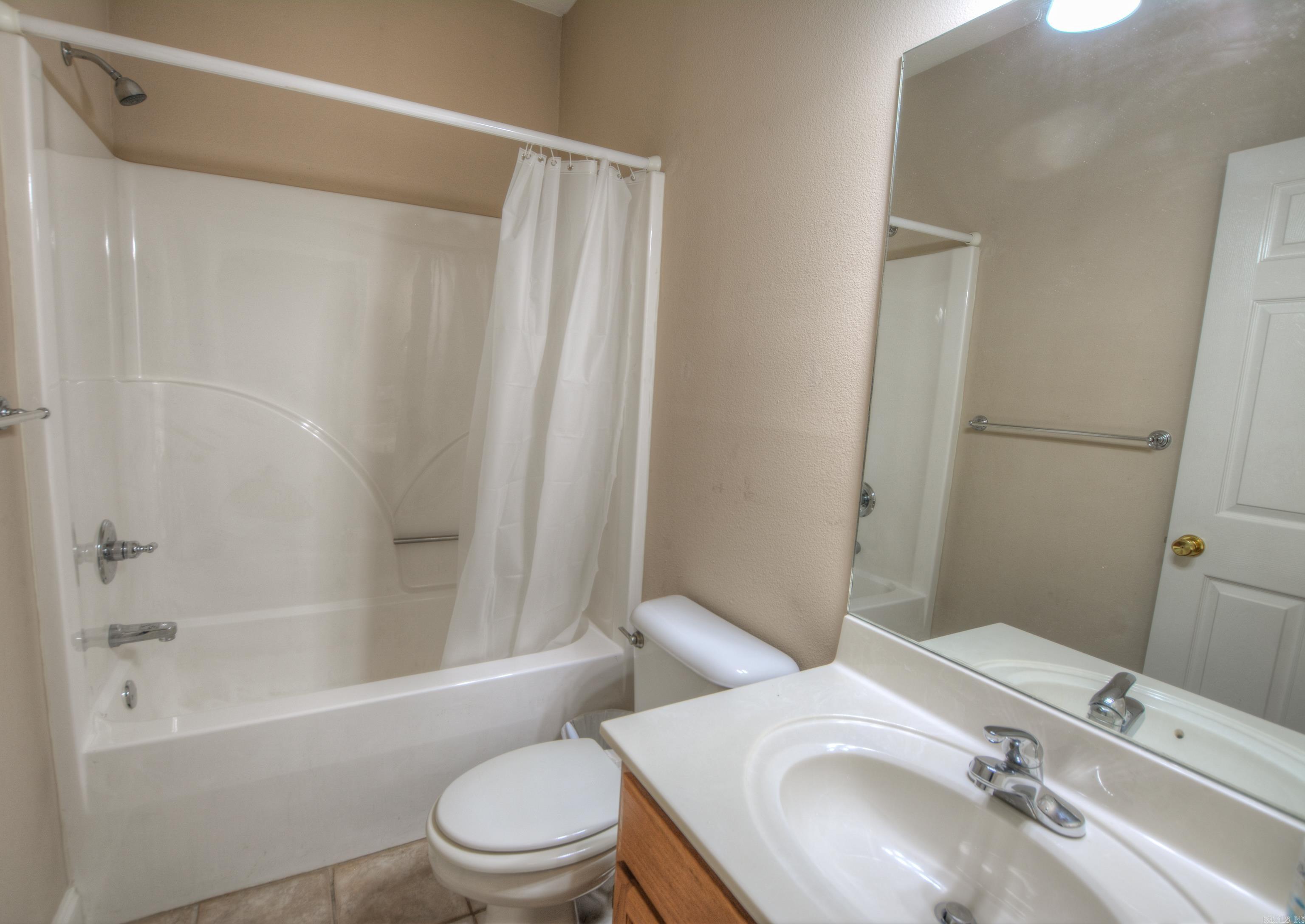 SHADY WOODS - Residential