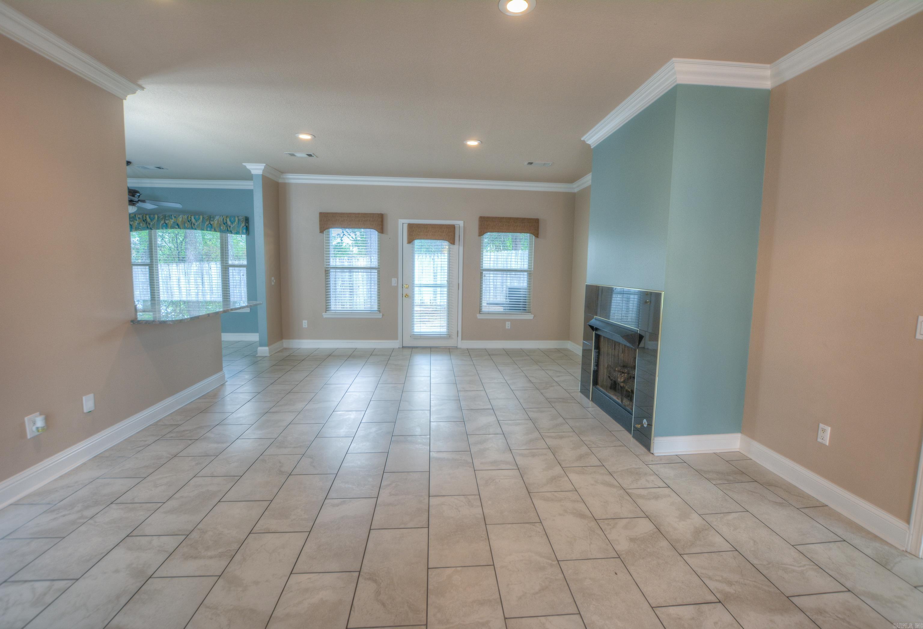 SHADY WOODS - Residential