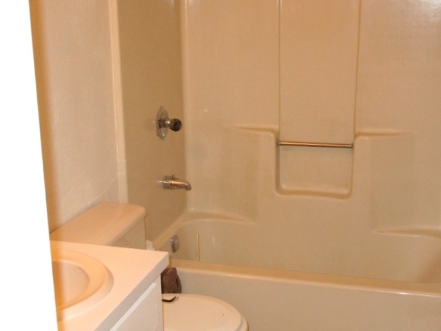 13-18-9 - Residential Lease