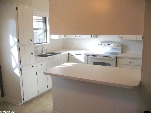 13-18-9 - Residential Lease