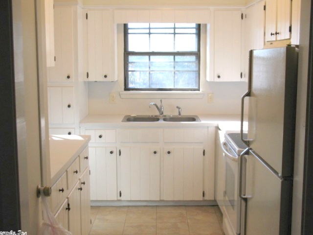 13-18-9 - Residential Lease