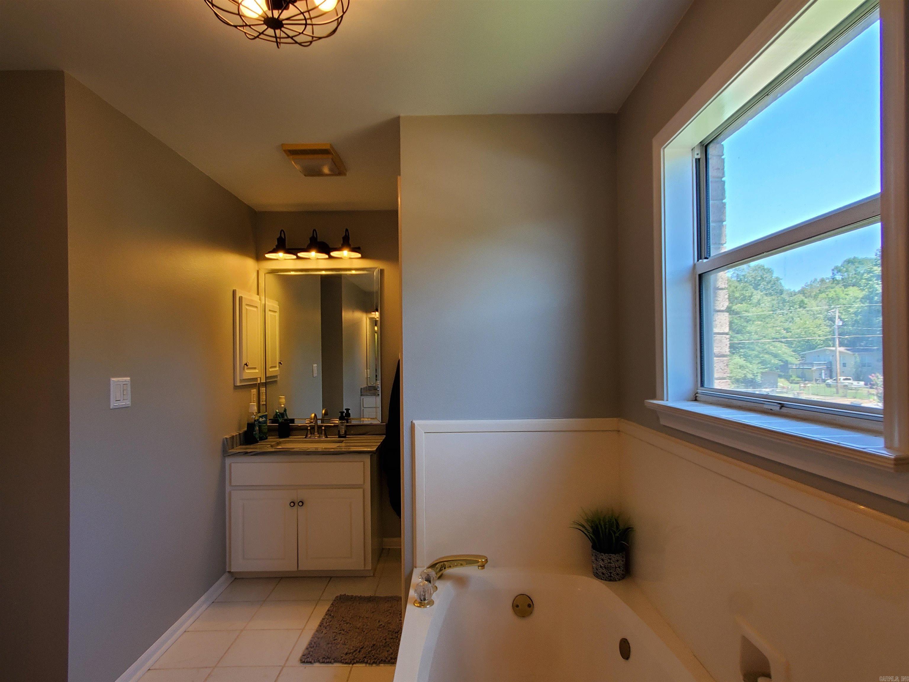 Thornton Ferry Estates - Residential