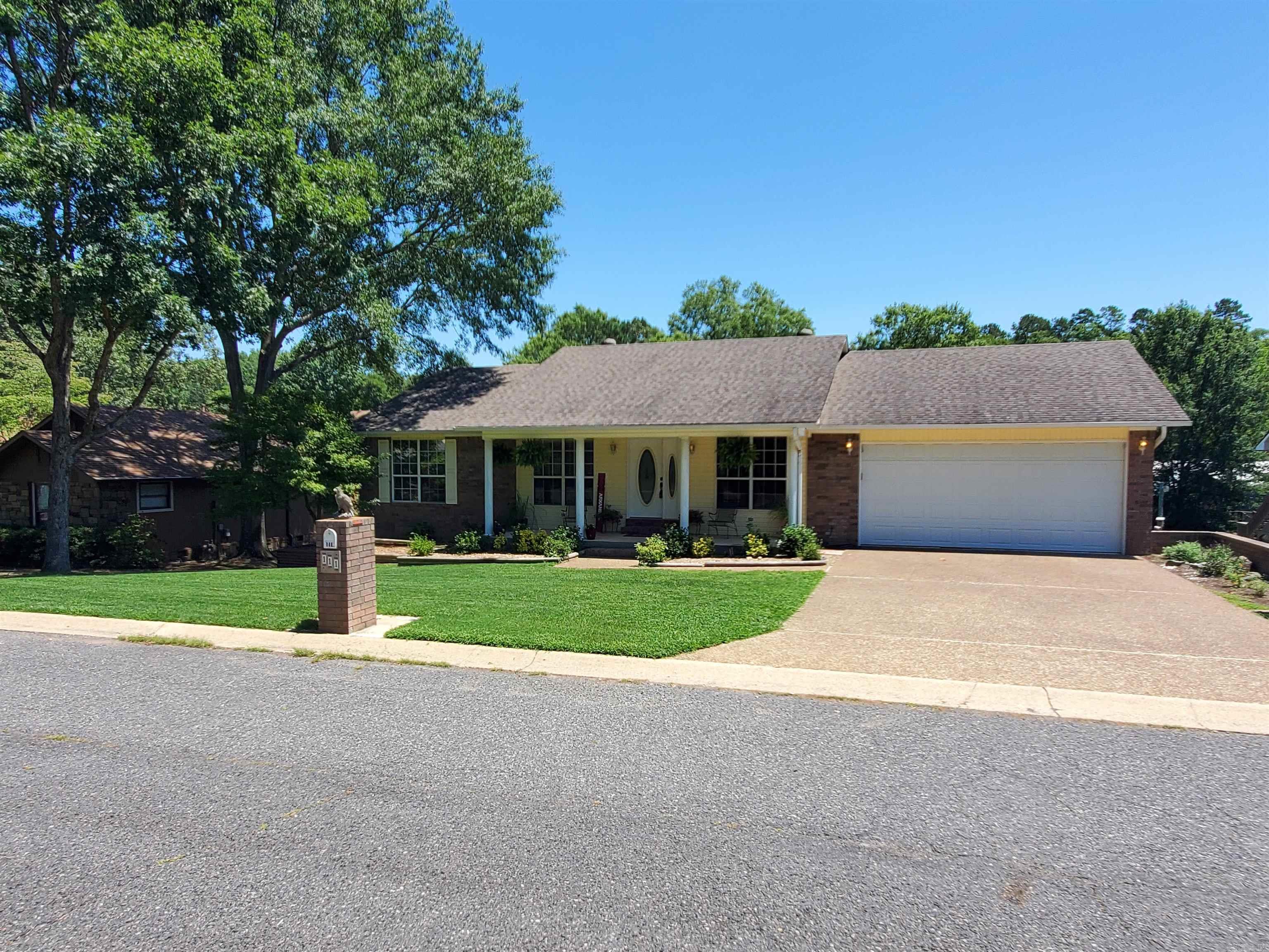 Thornton Ferry Estates - Residential