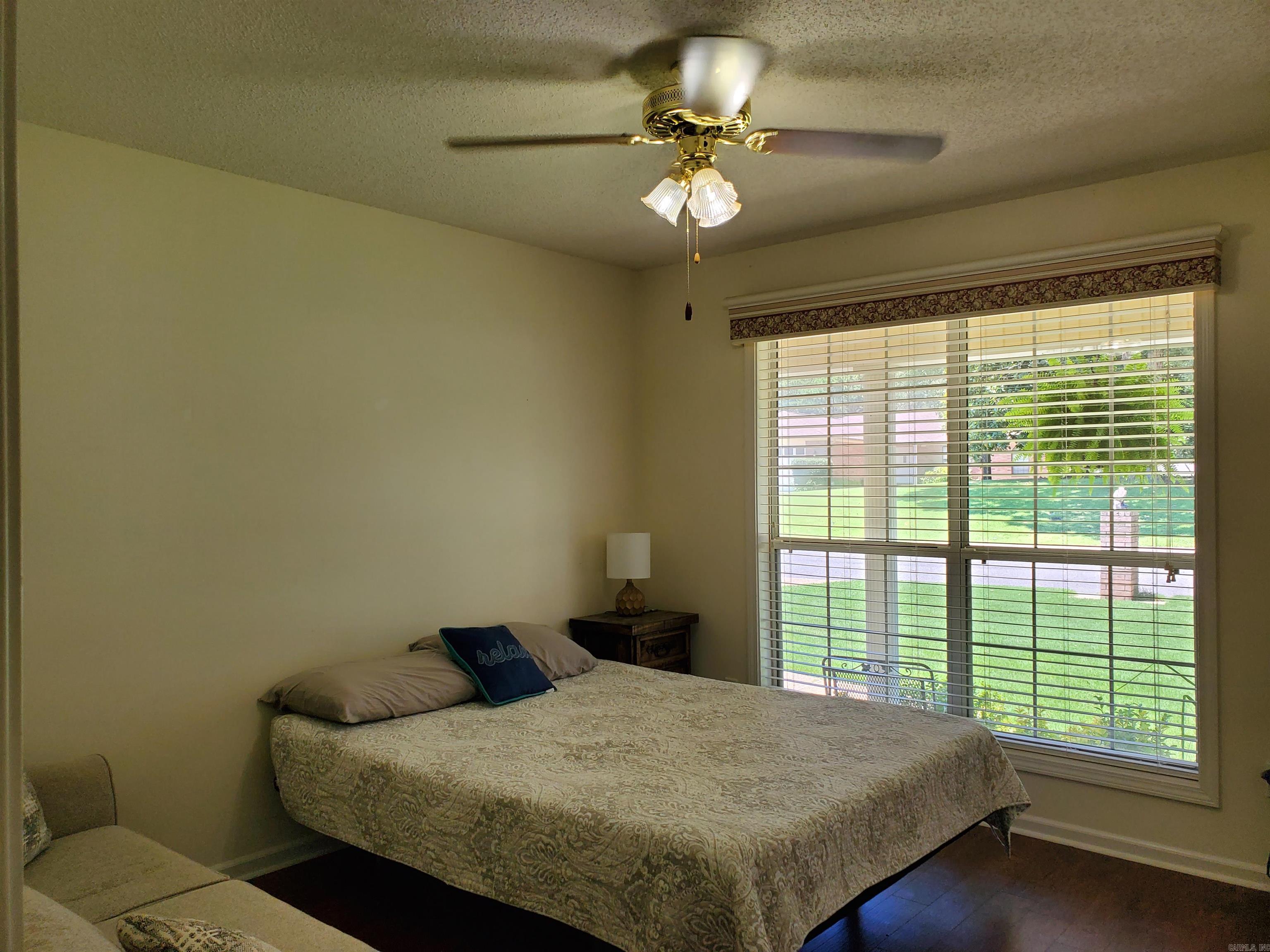 Thornton Ferry Estates - Residential