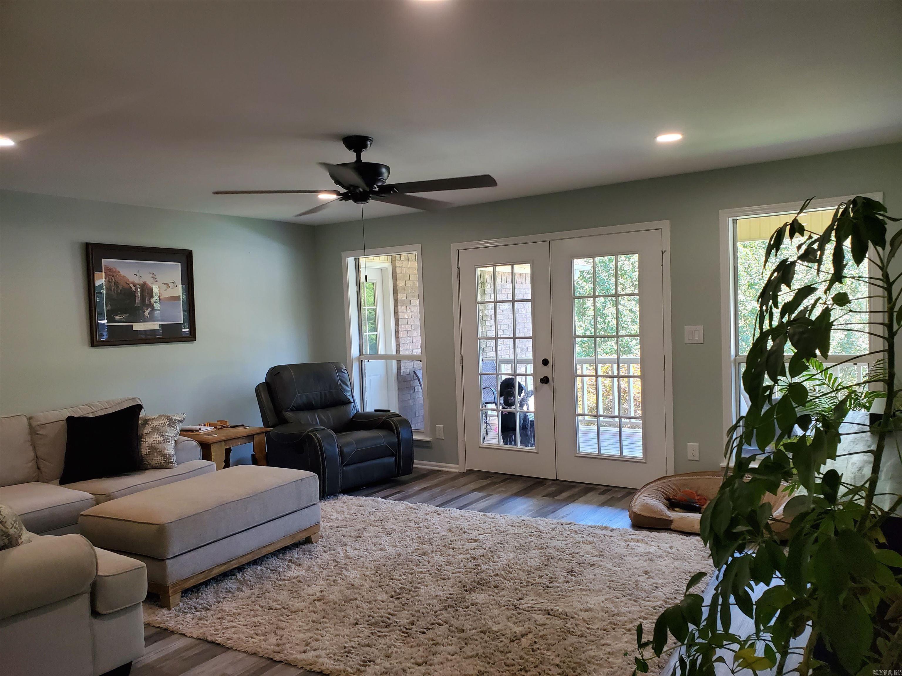 Thornton Ferry Estates - Residential