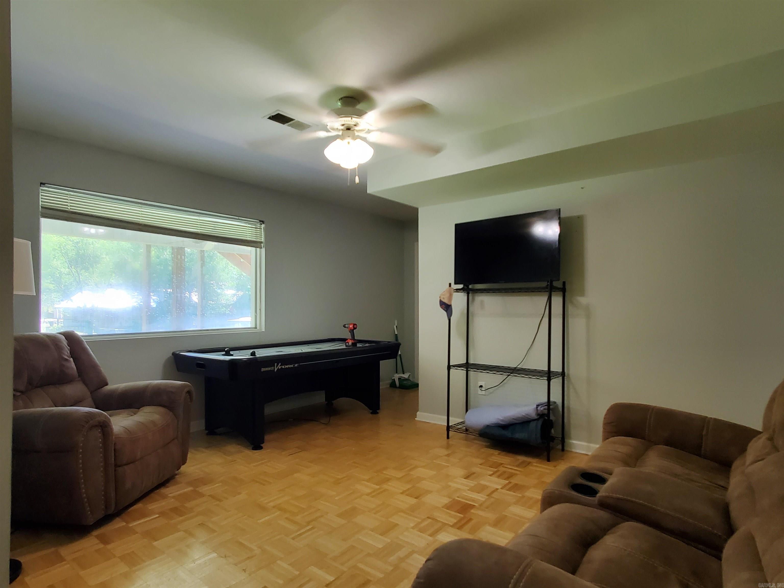 Thornton Ferry Estates - Residential