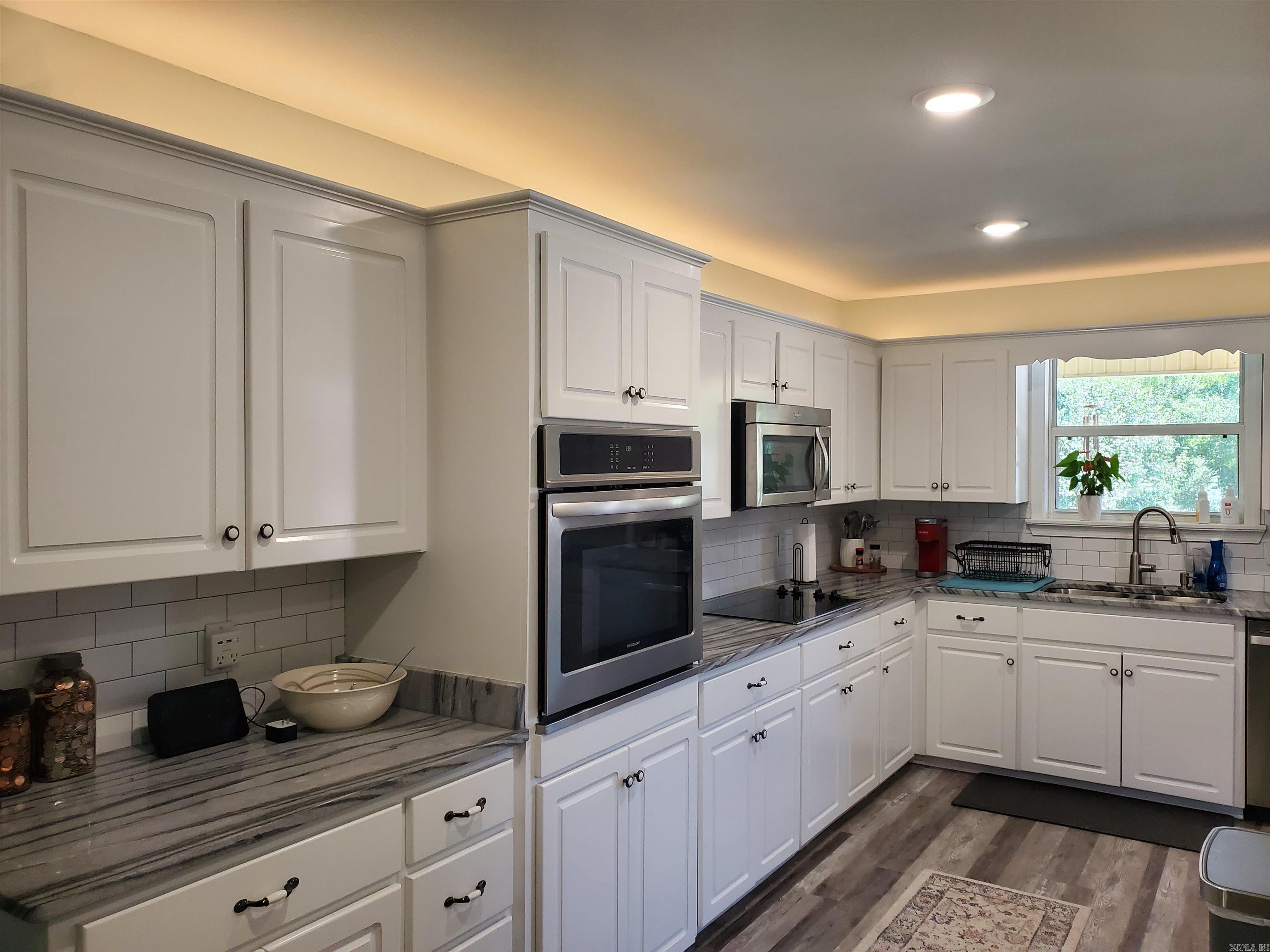 Thornton Ferry Estates - Residential