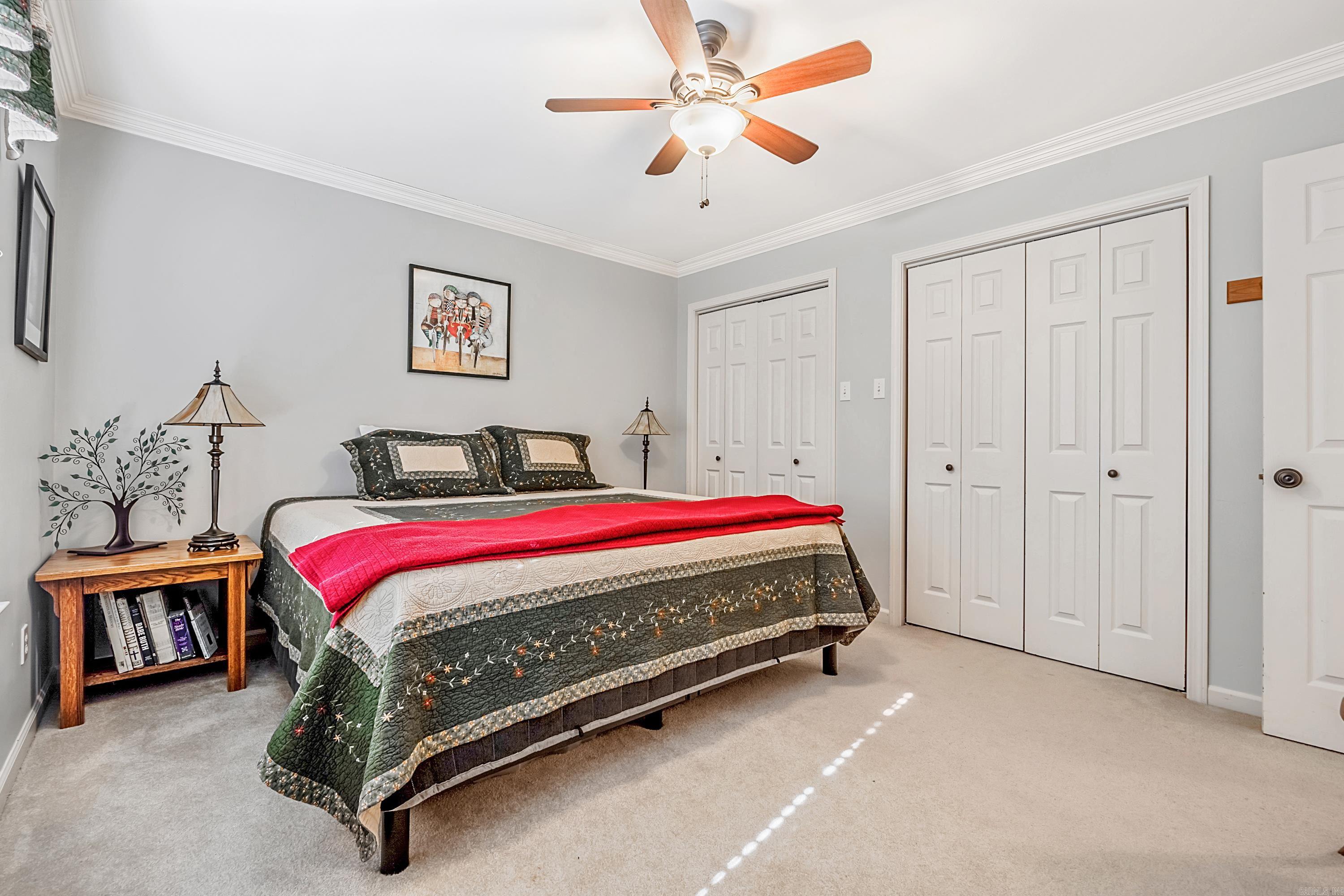 SECLUDED HILLS - Residential