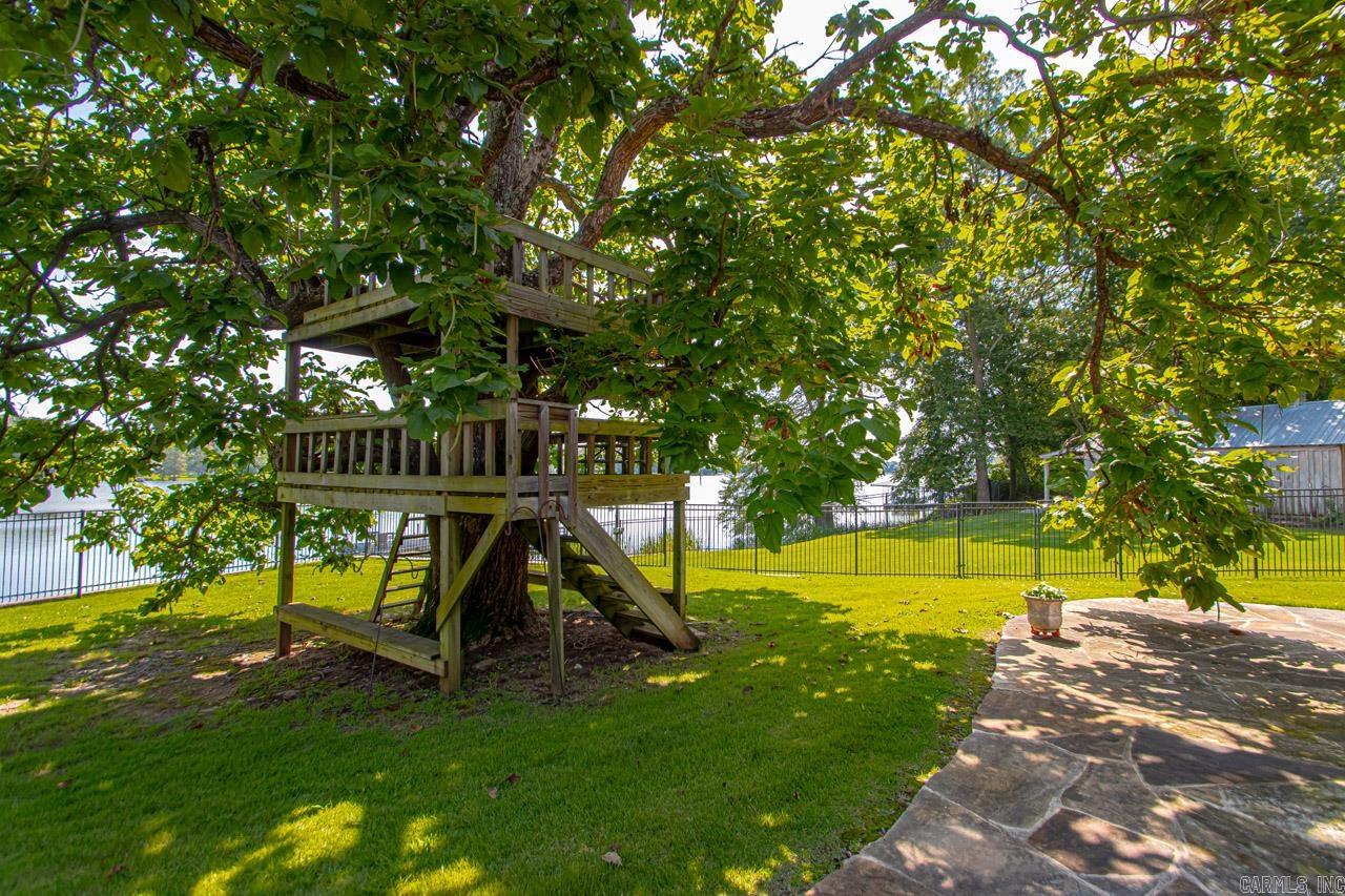 WILLOWS THE - Residential