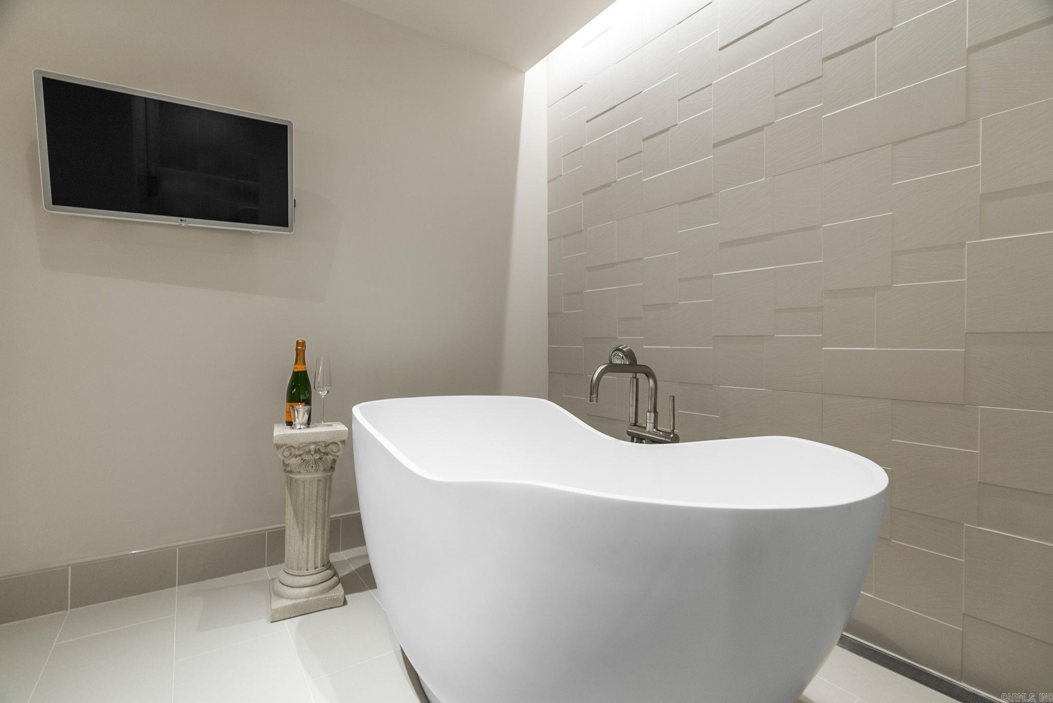 River Market Tower HPR - Residential