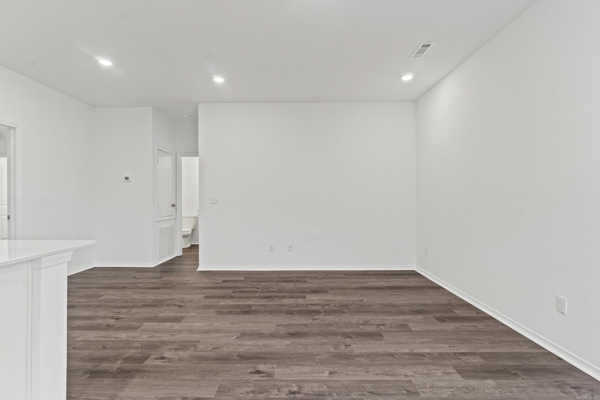 STAGECOACH MEADOWS - Residential