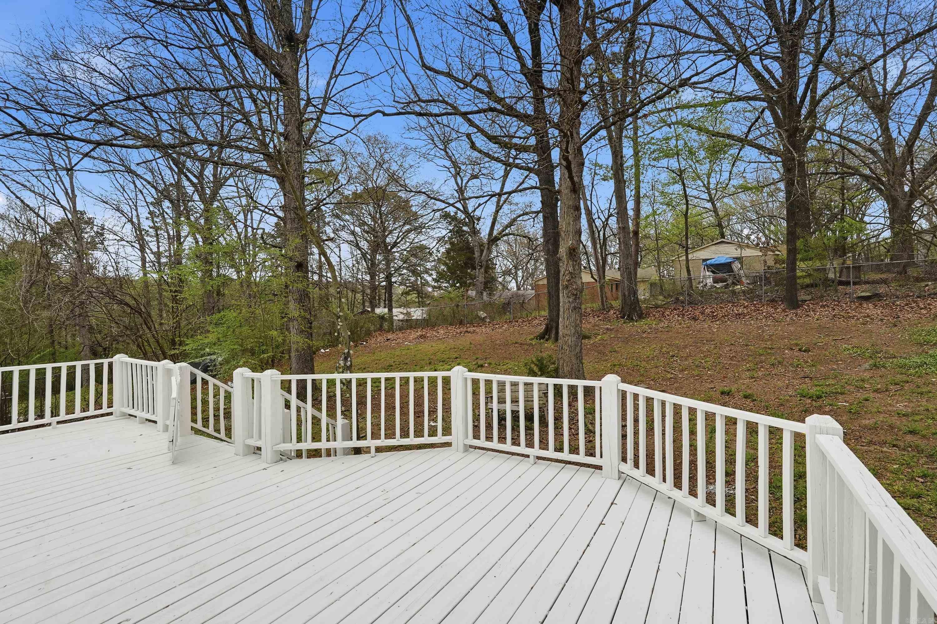 BARROW JOHN - Residential