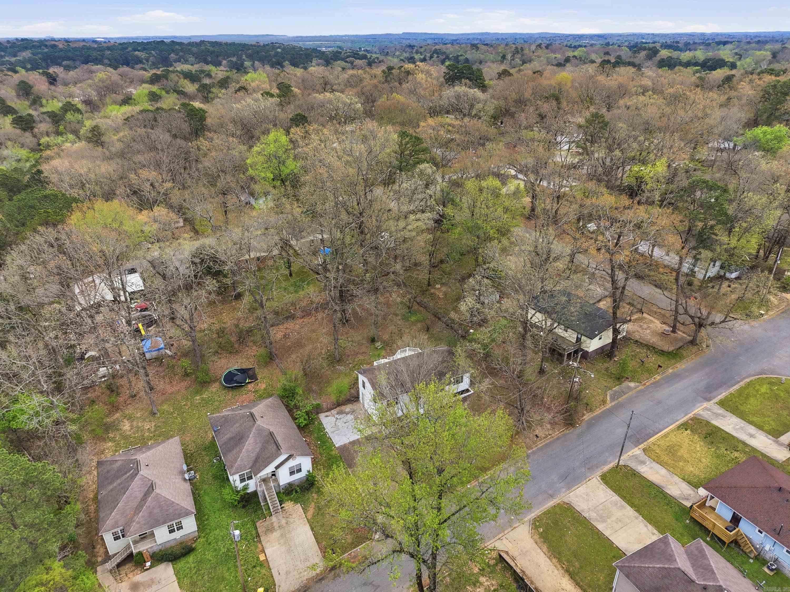 BARROW JOHN - Residential