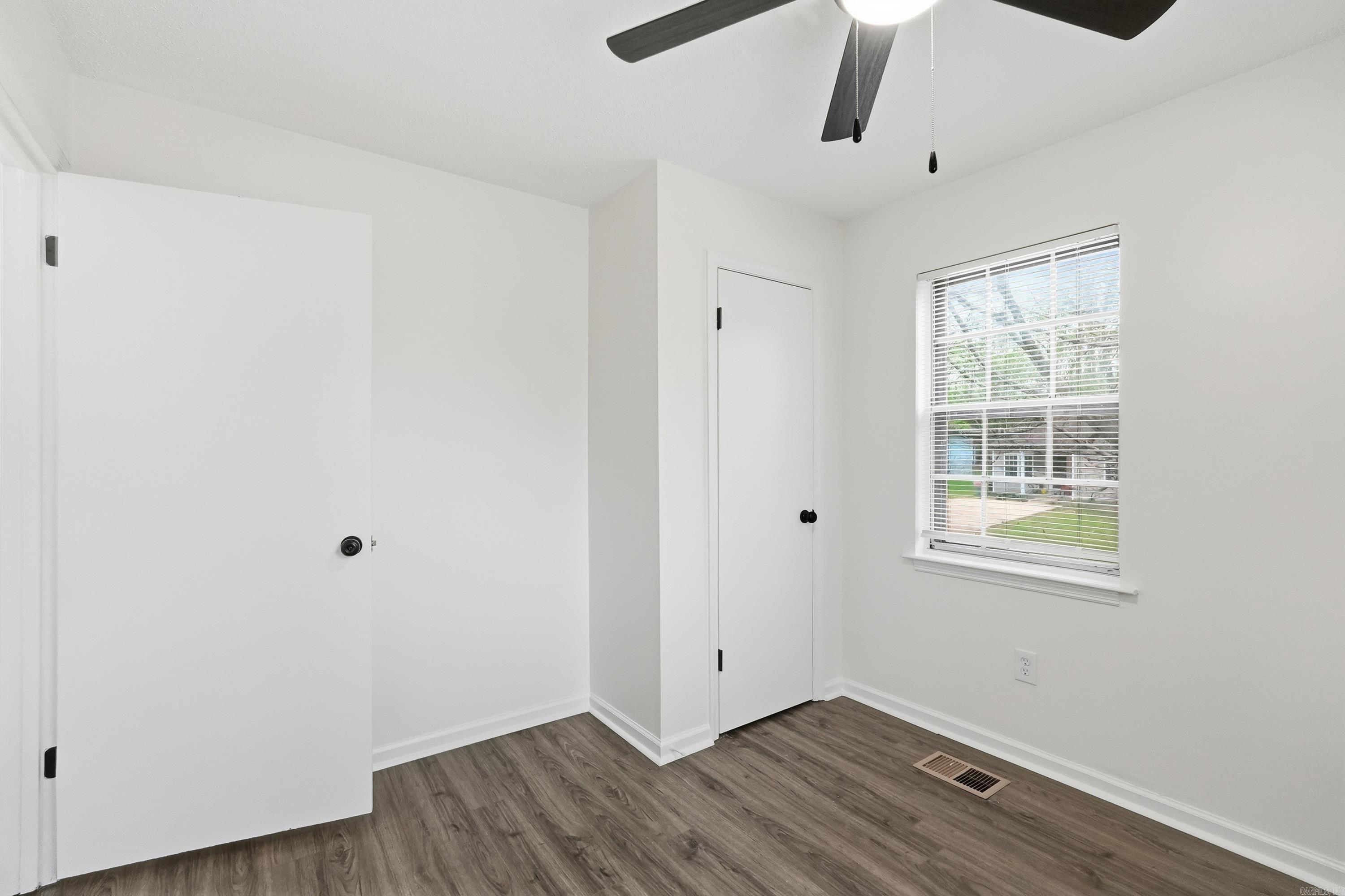 BARROW JOHN - Residential