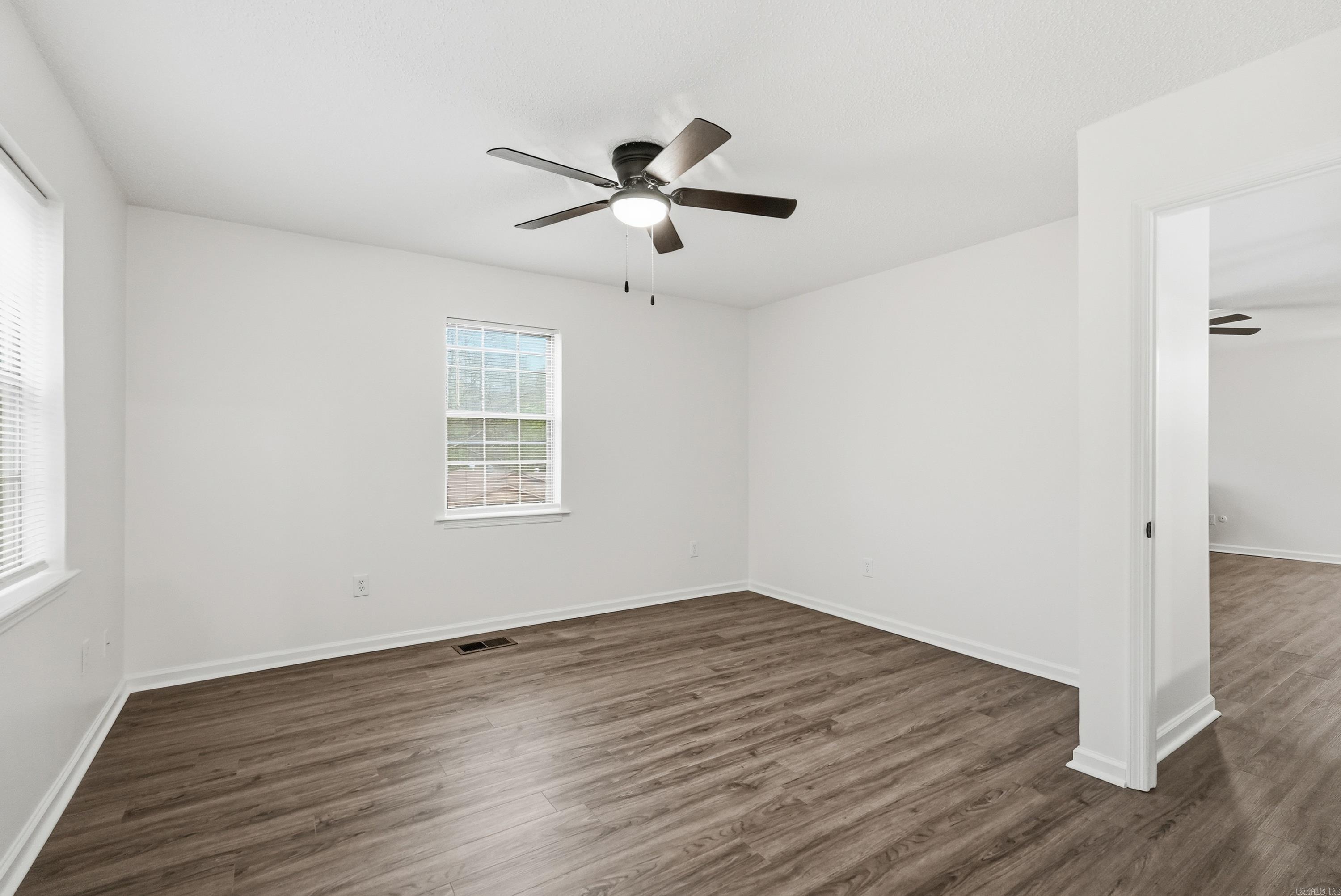 BARROW JOHN - Residential