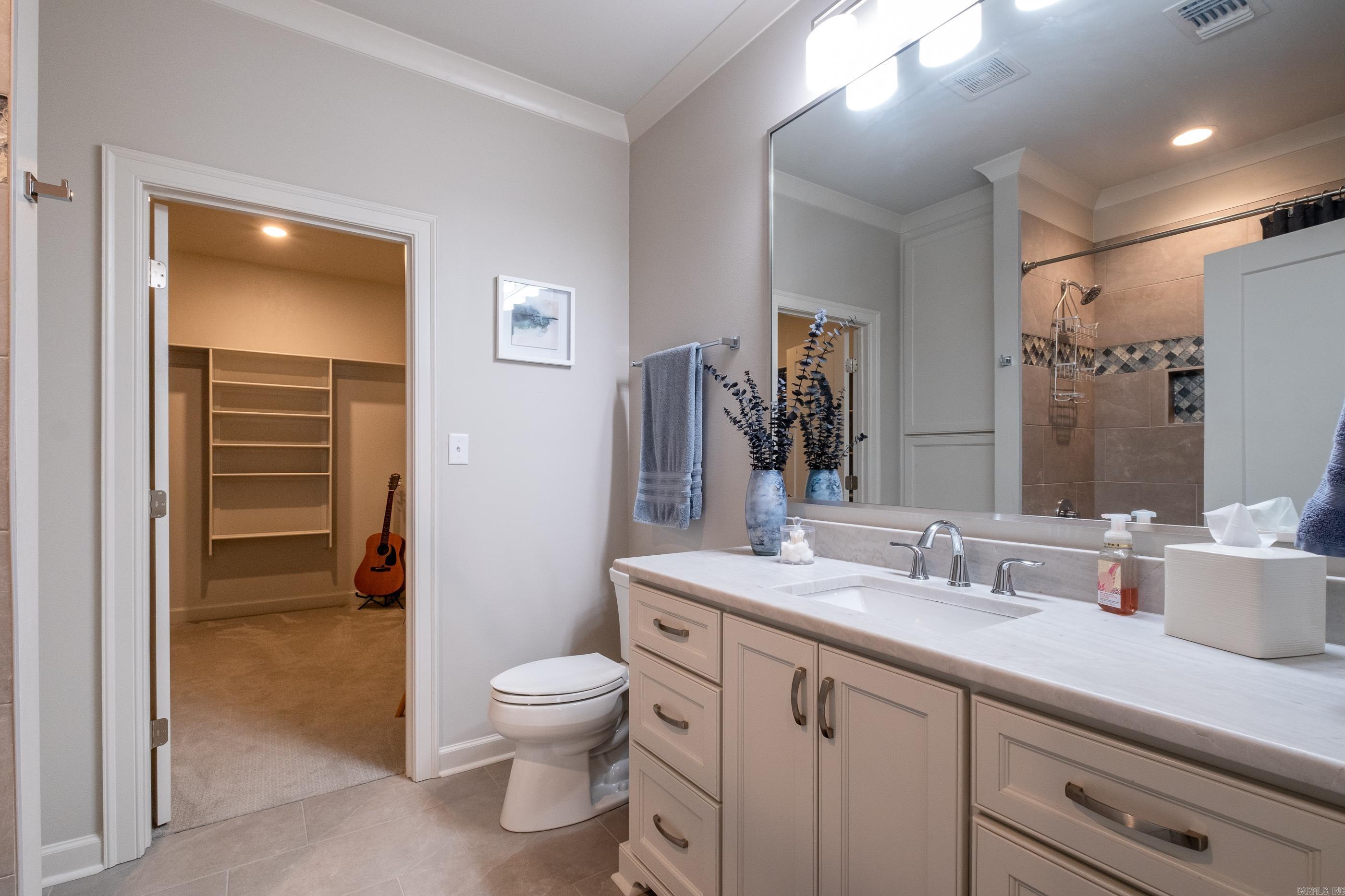 CHENAL VALLEY "FALSTONE COURT" - Residential