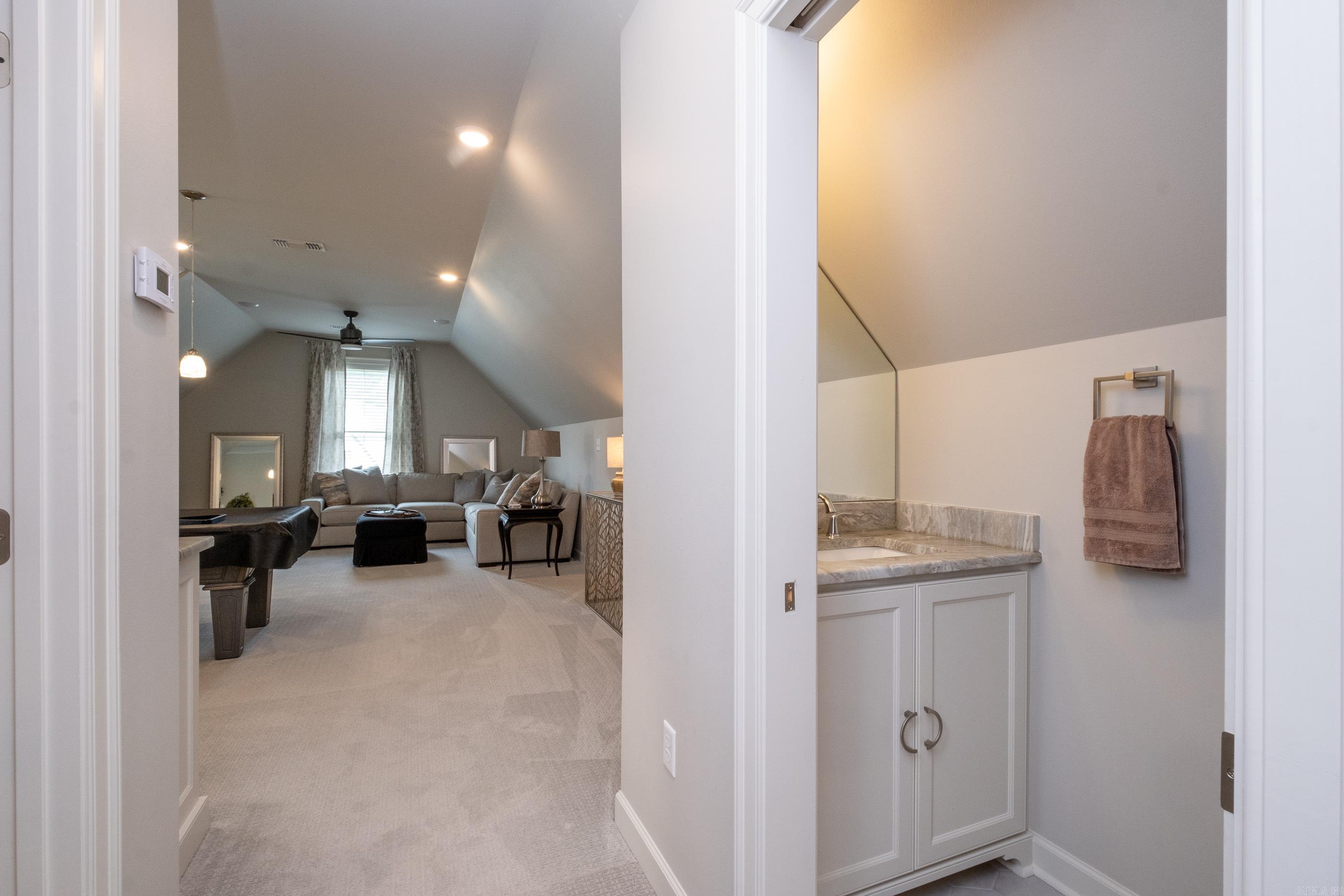 CHENAL VALLEY "FALSTONE COURT" - Residential