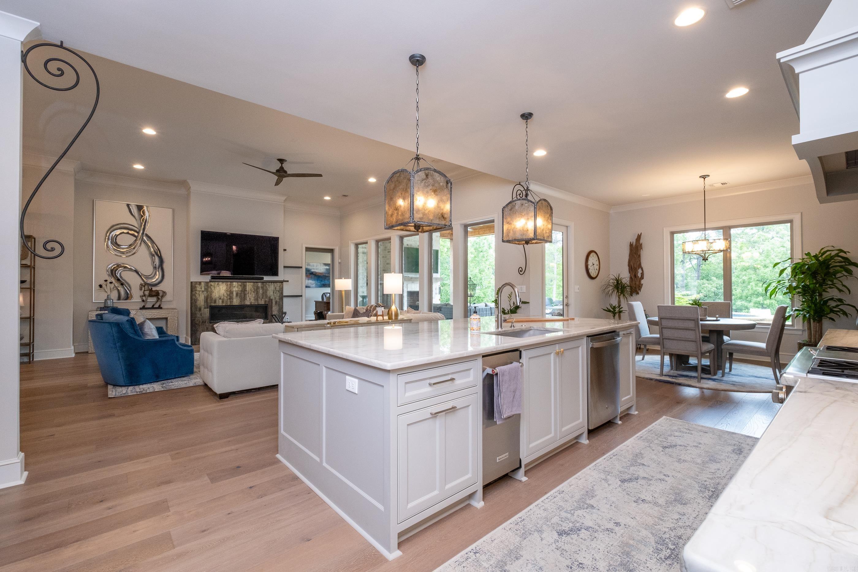 CHENAL VALLEY "FALSTONE COURT" - Residential