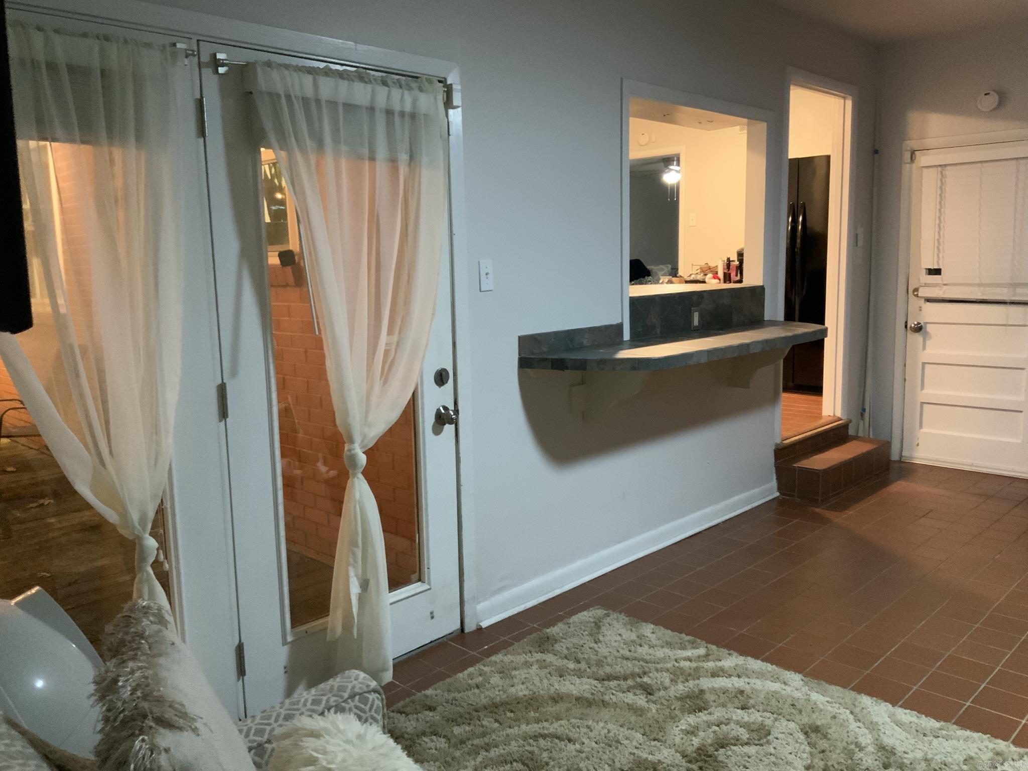 PINE WOOD HILL ADDN - Residential