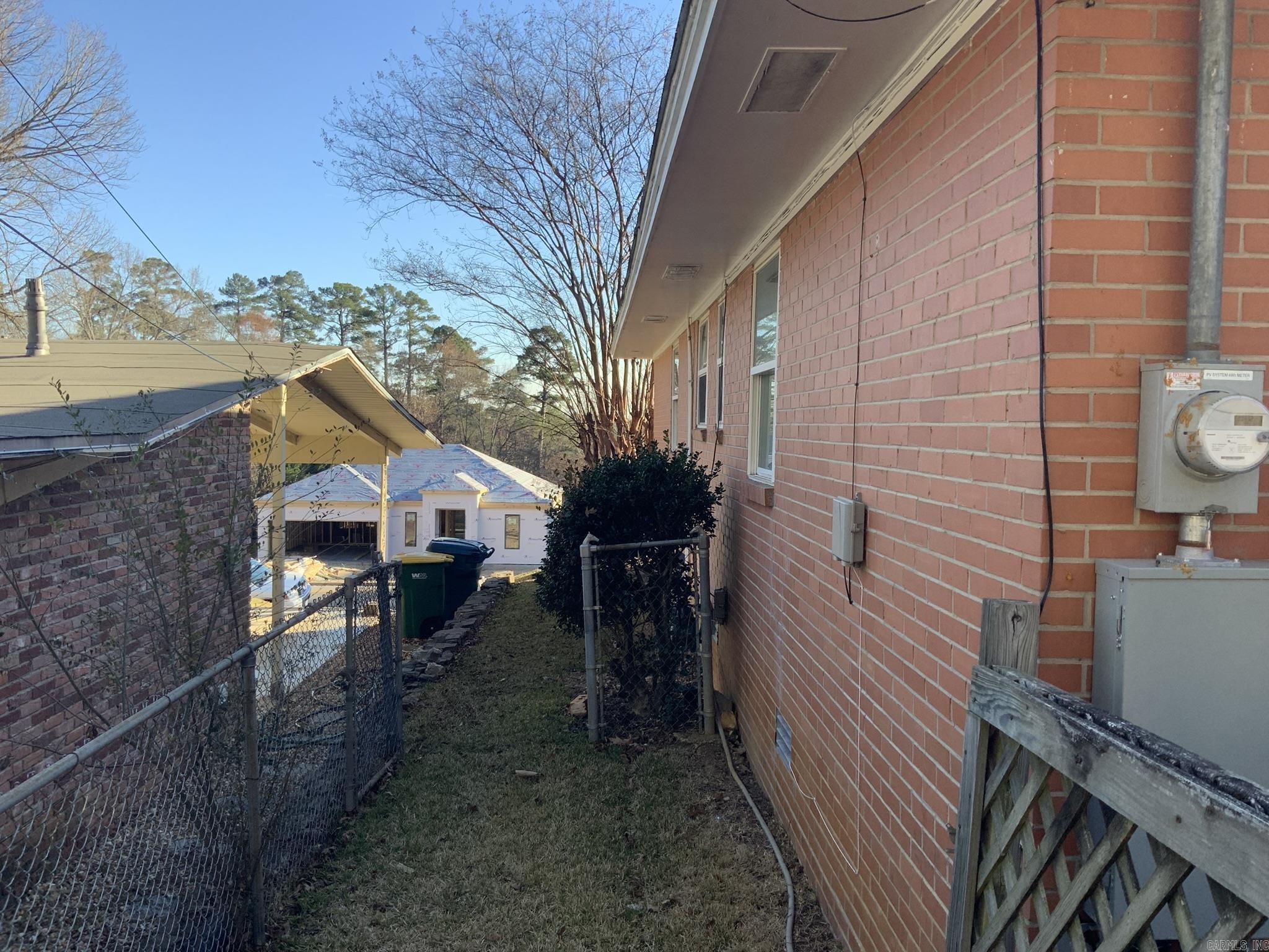 PINE WOOD HILL ADDN - Residential