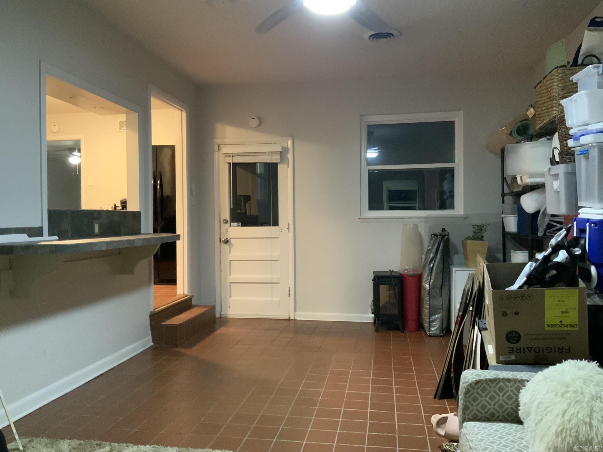 PINE WOOD HILL ADDN - Residential