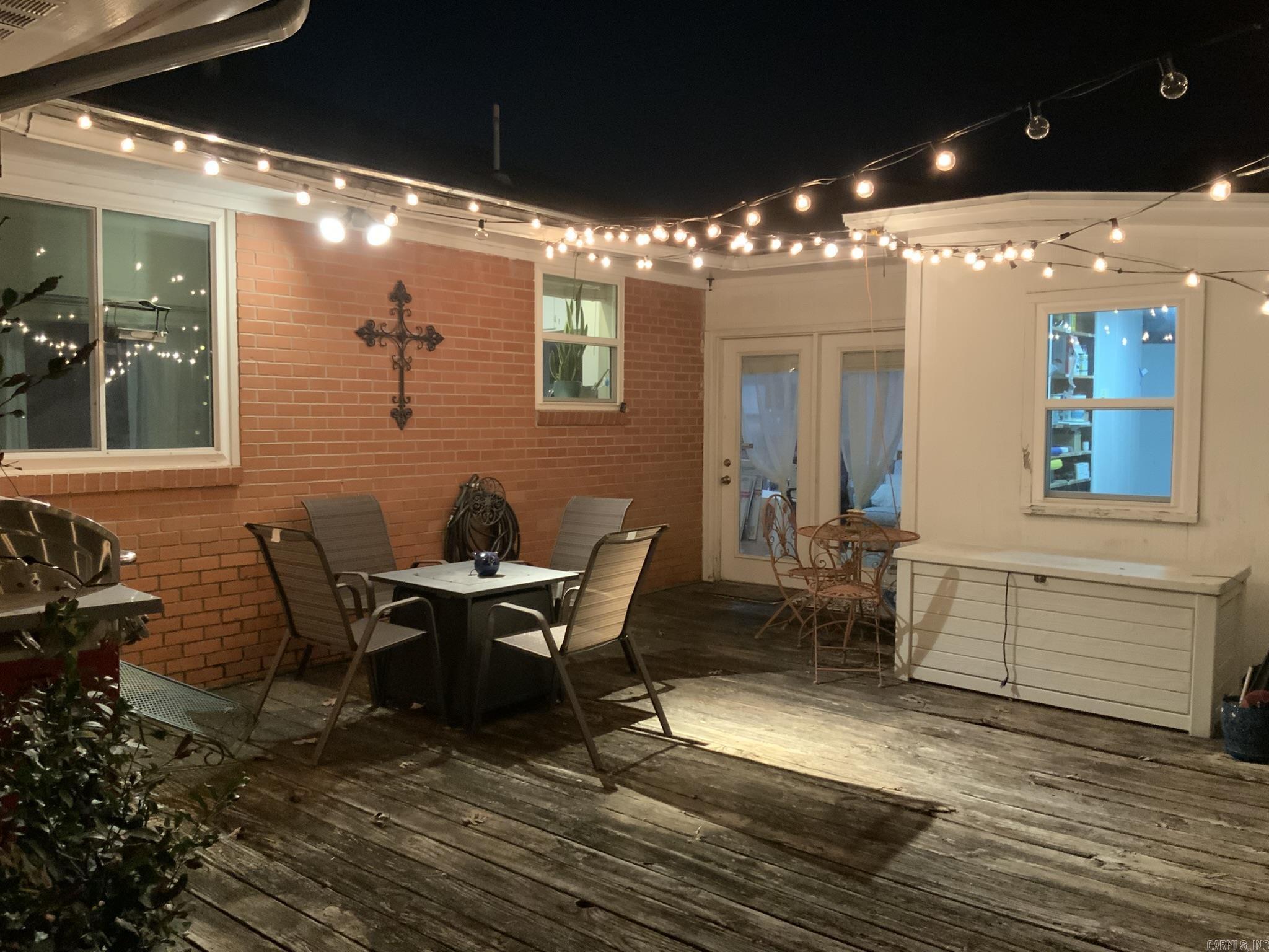 PINE WOOD HILL ADDN - Residential