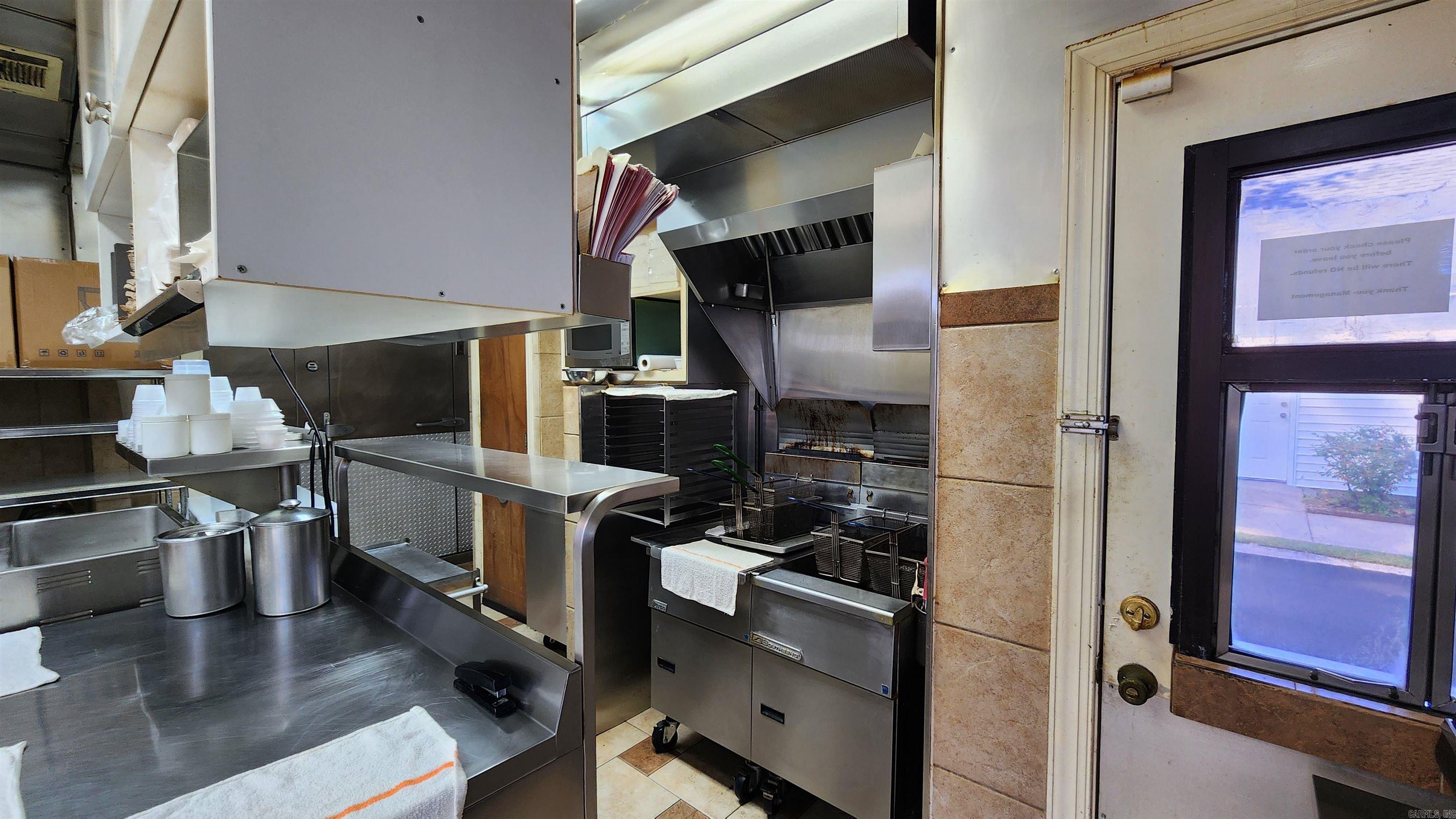 Metes & Bounds - Commercial Sale