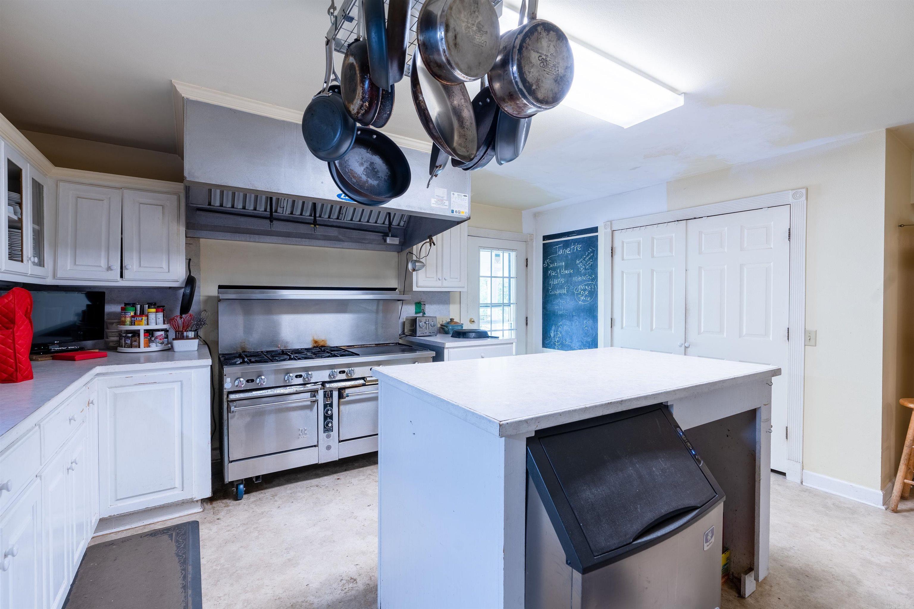 Metes & Bounds - Residential Income