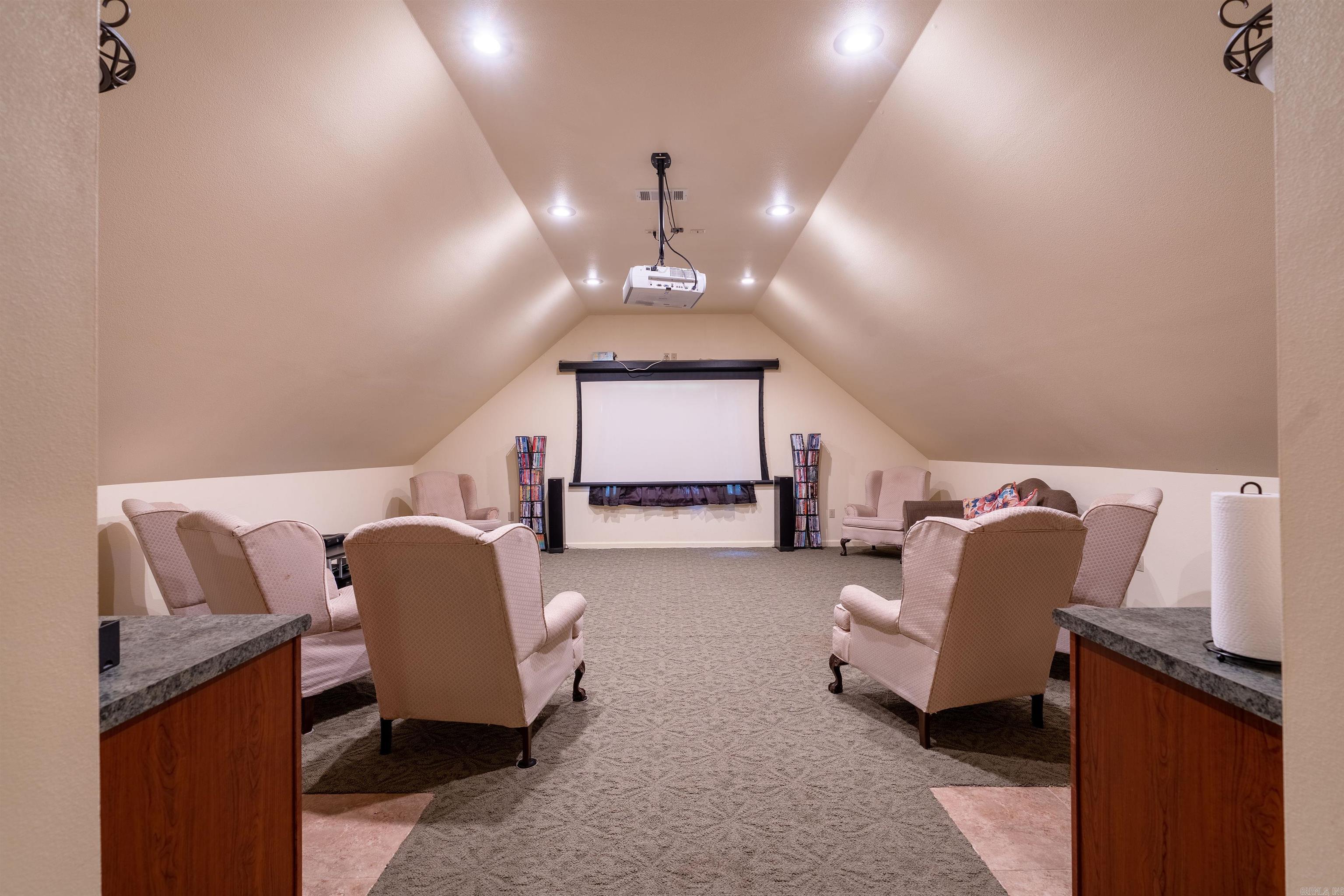 Metes & Bounds - Residential Income