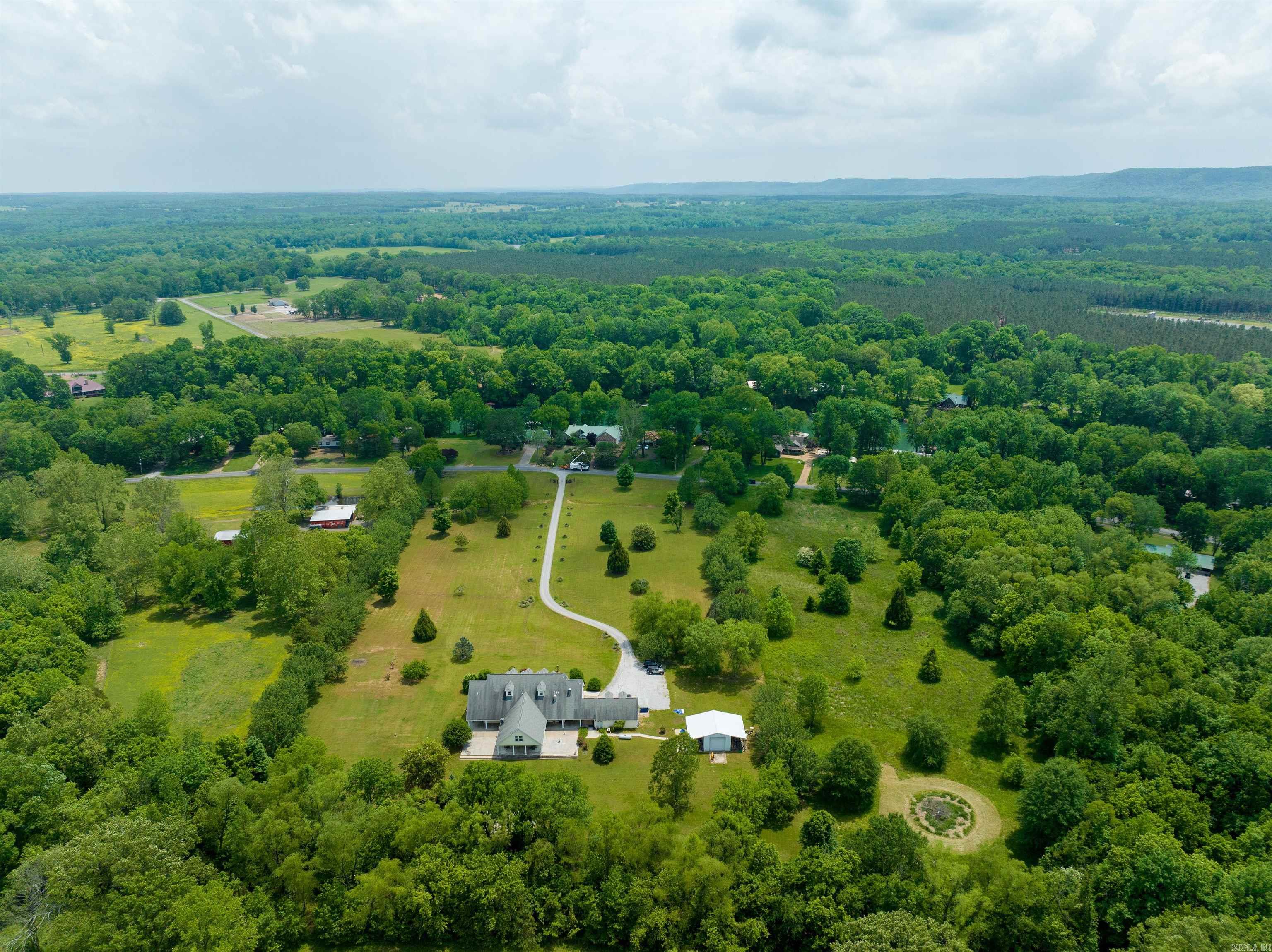 Metes & Bounds - Residential Income