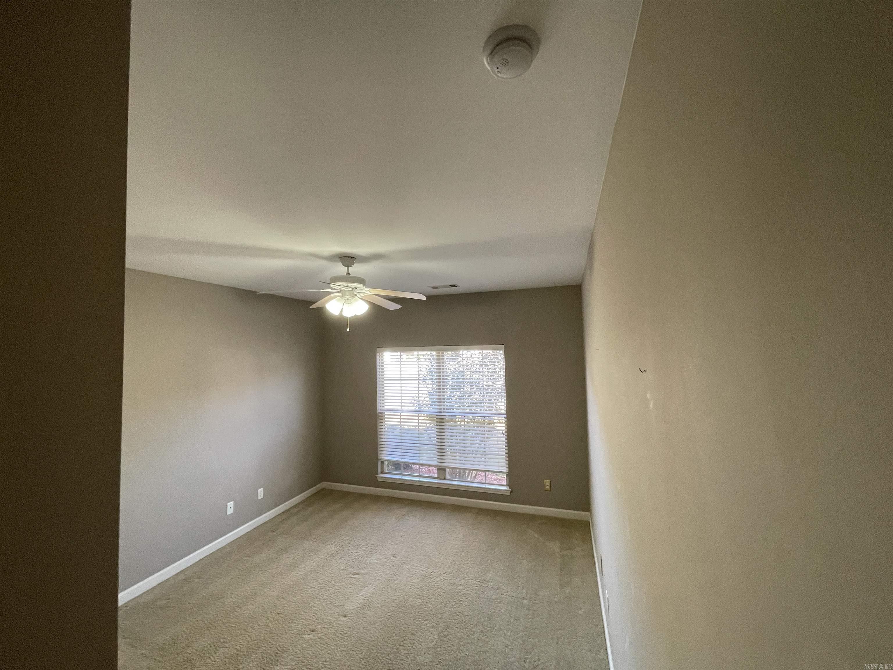 THE OAKS - Residential