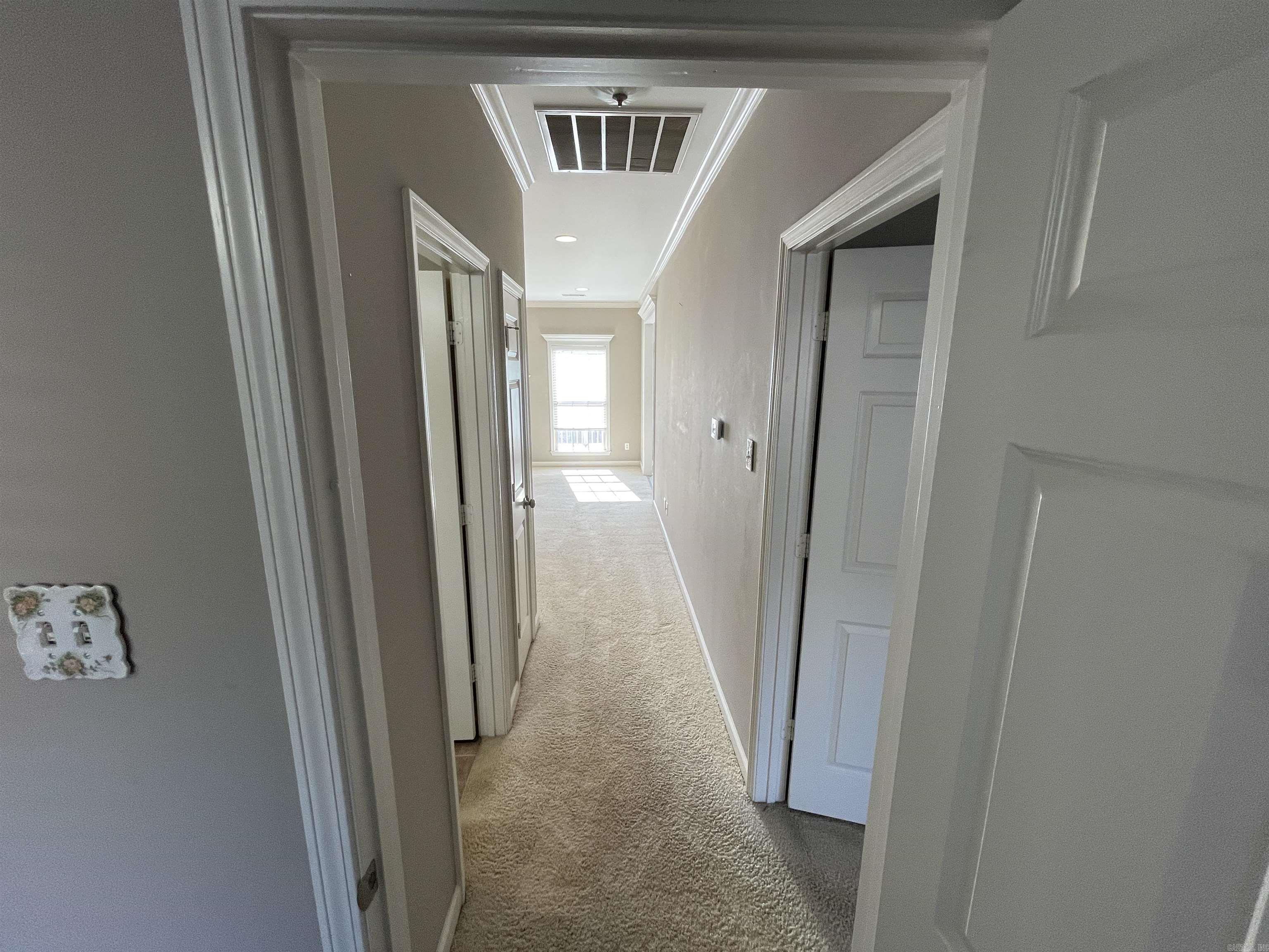 THE OAKS - Residential