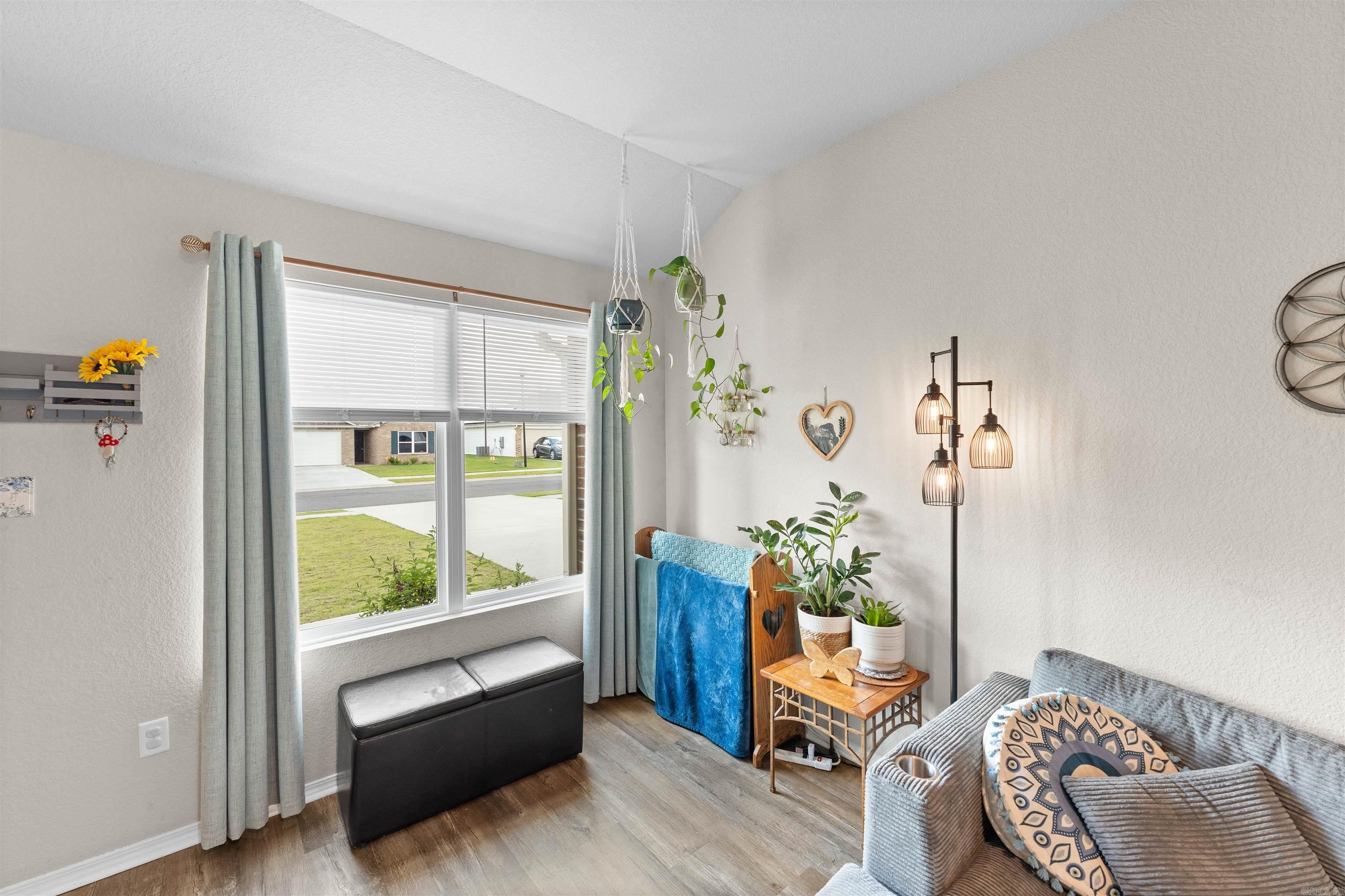 HILL FARM - Residential