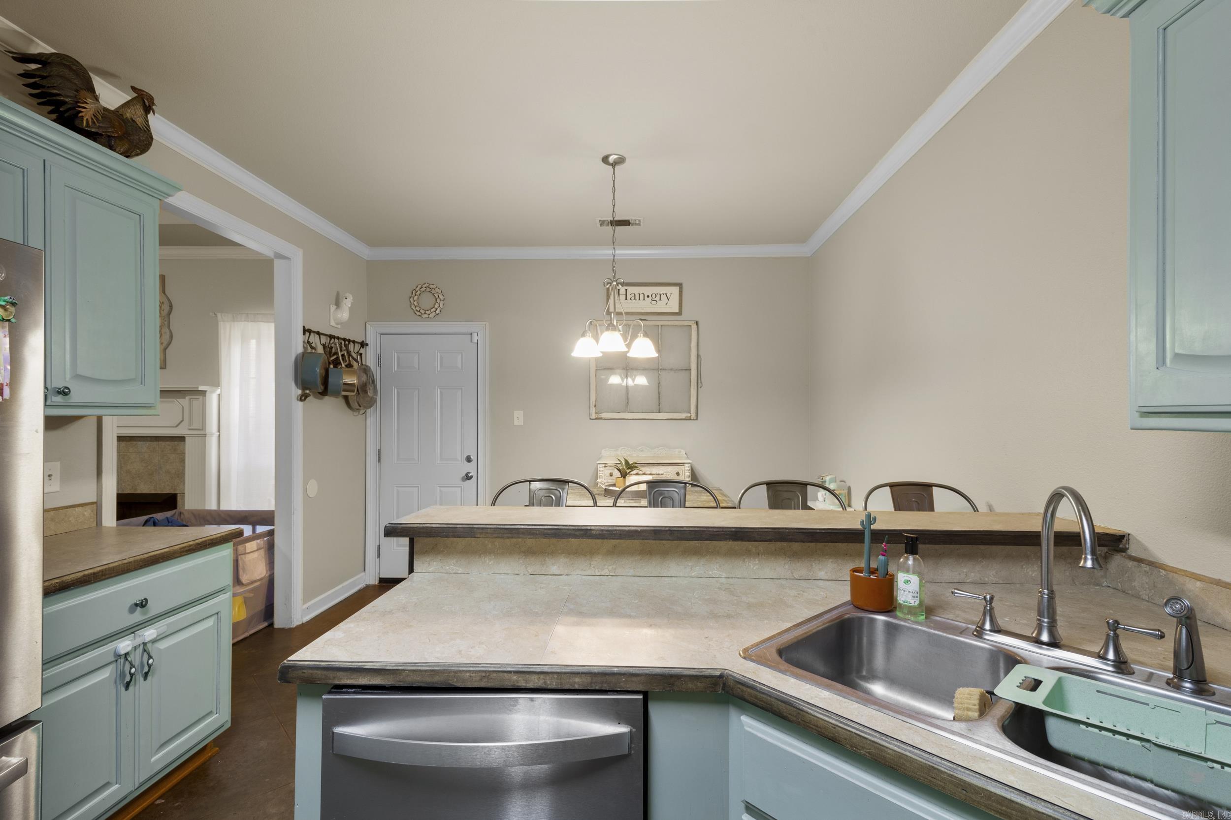 Brentwood Villas - Residential