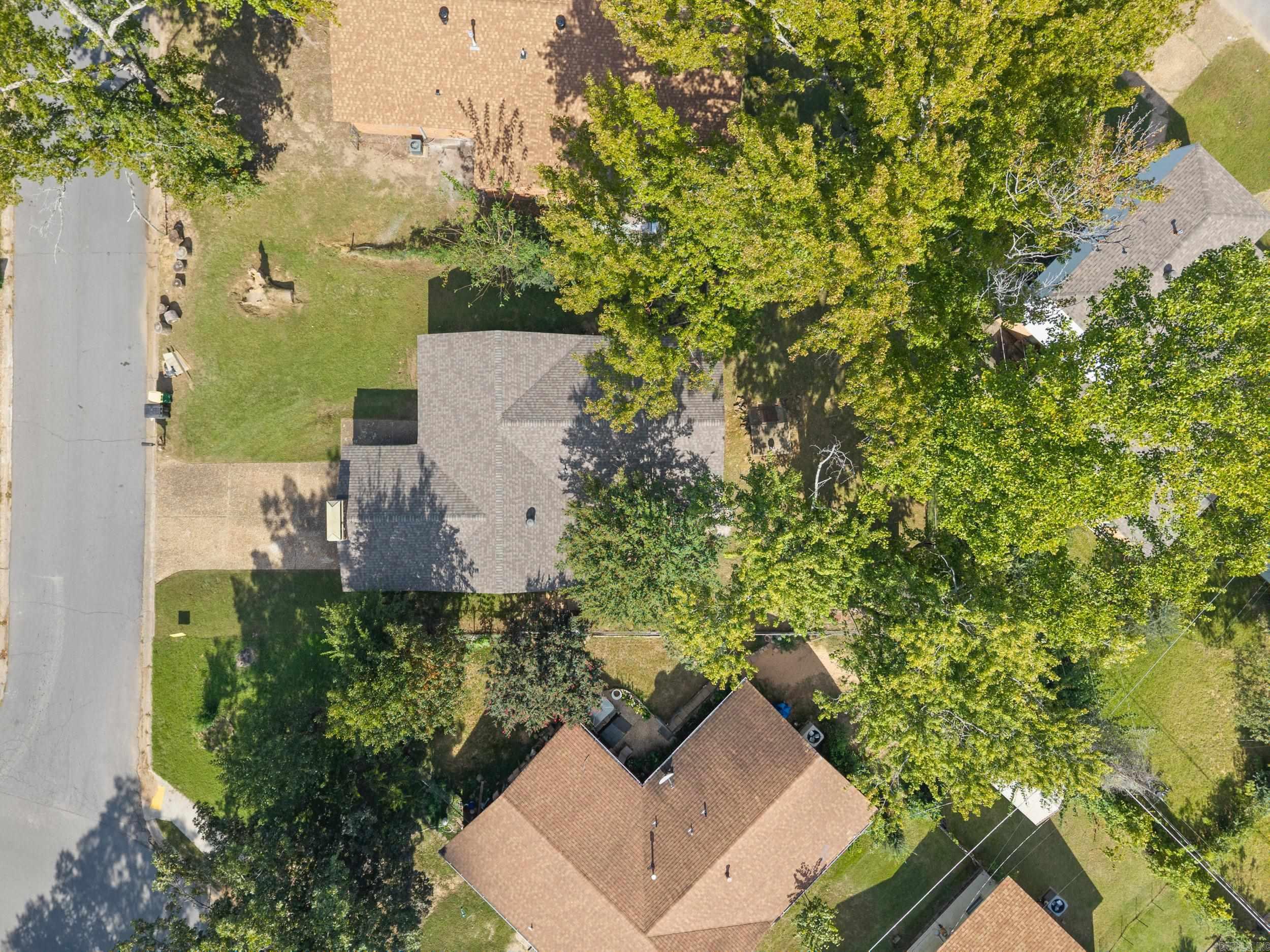 ROYAL MANOR - Residential